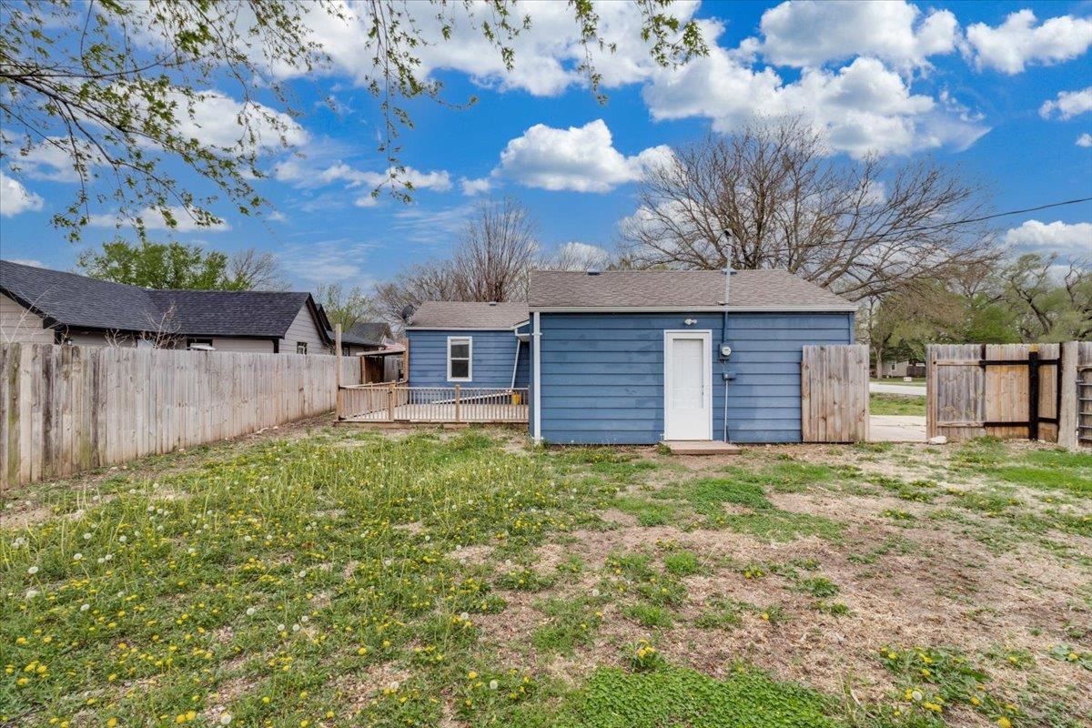104 S Chestnut Street Douglass KS 67039