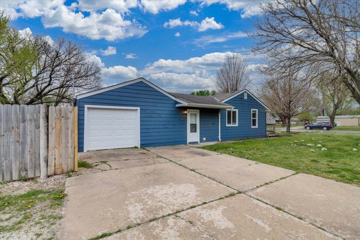 104 S Chestnut Street Douglass KS 67039