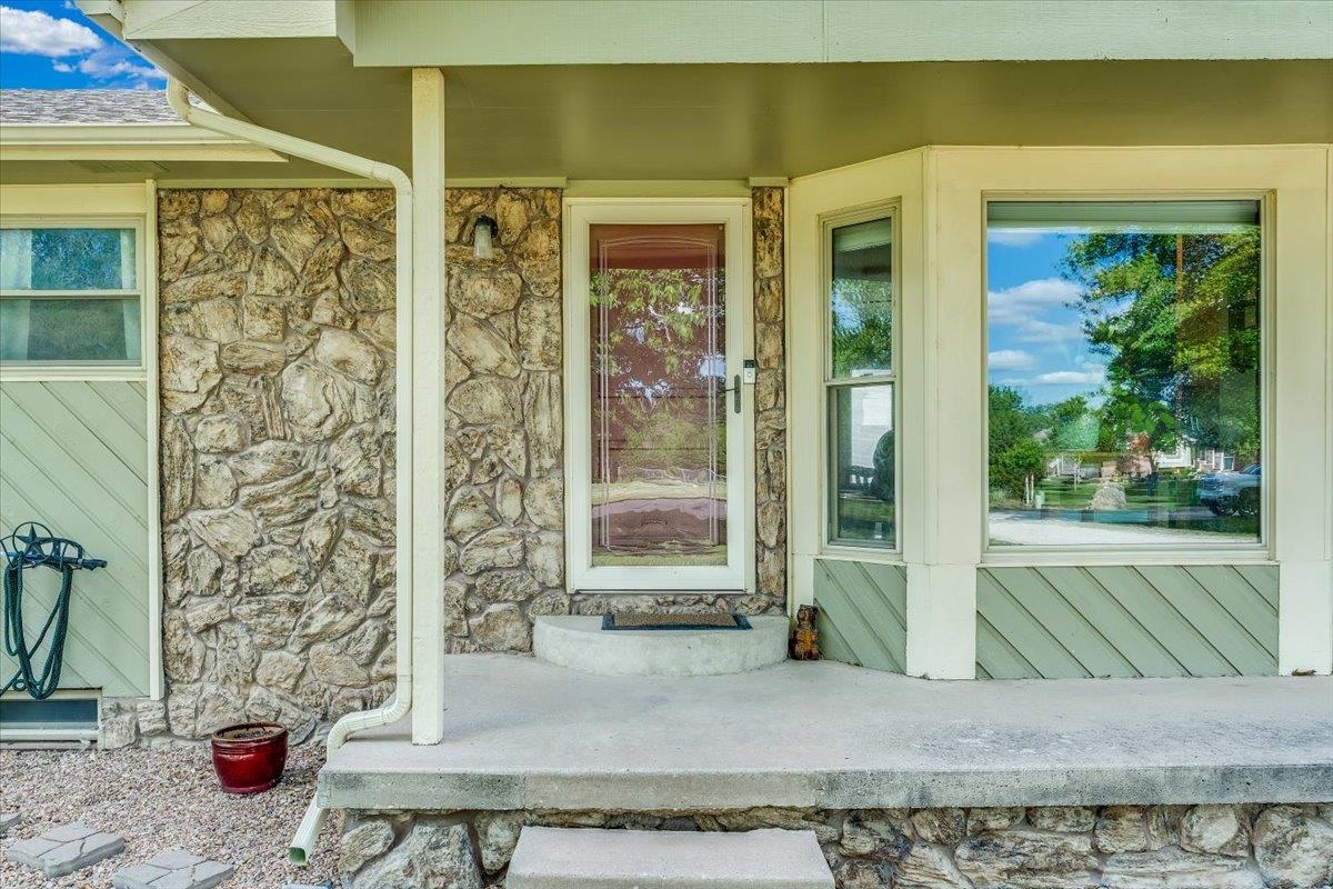 1433 N Estate Road Peck KS 67120