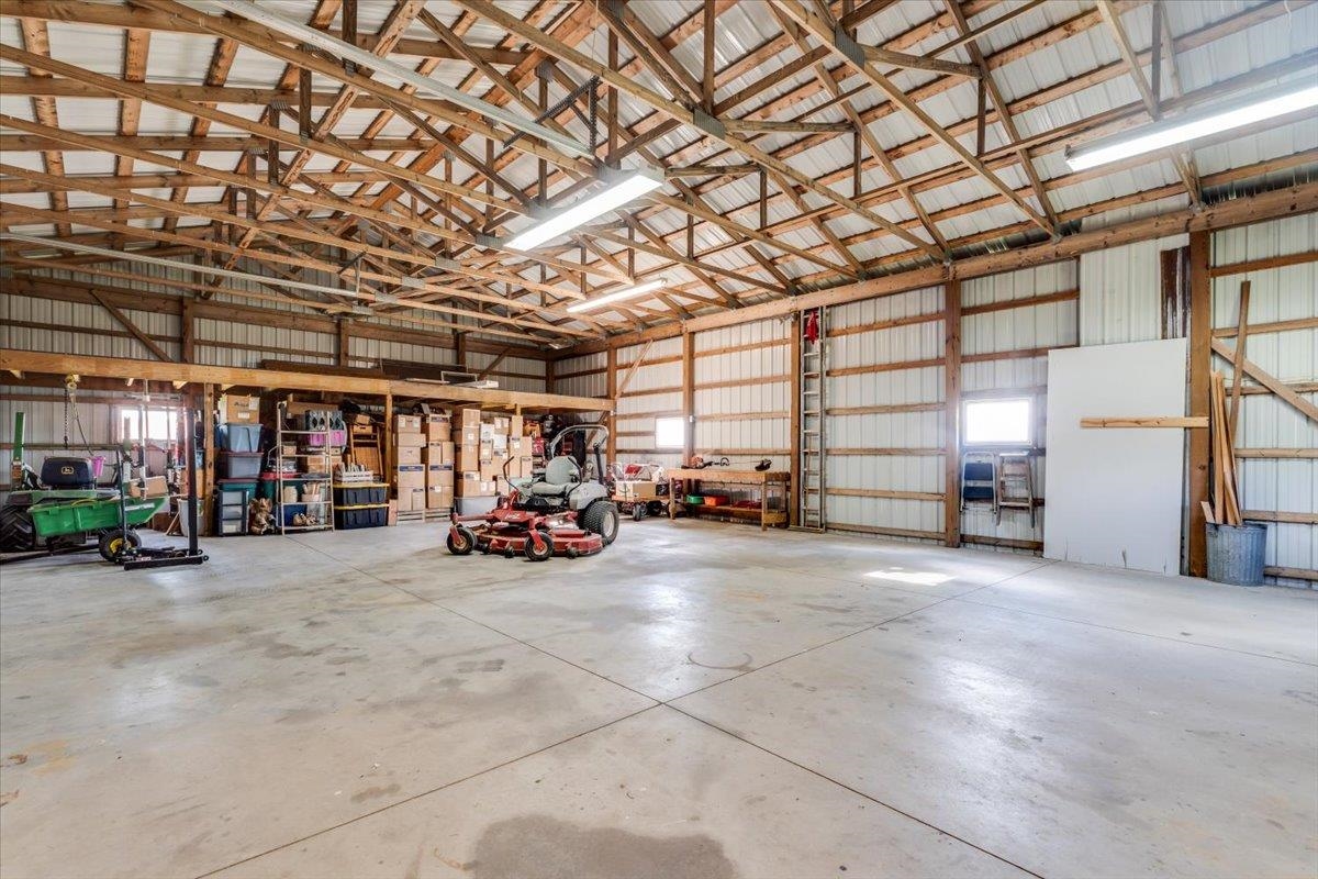 1433 N Estate Road Peck KS 67120