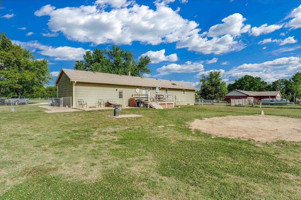 1433 N Estate Road Peck KS 67120