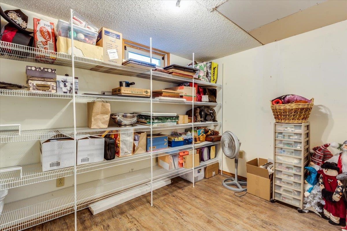 1433 N Estate Road Peck KS 67120