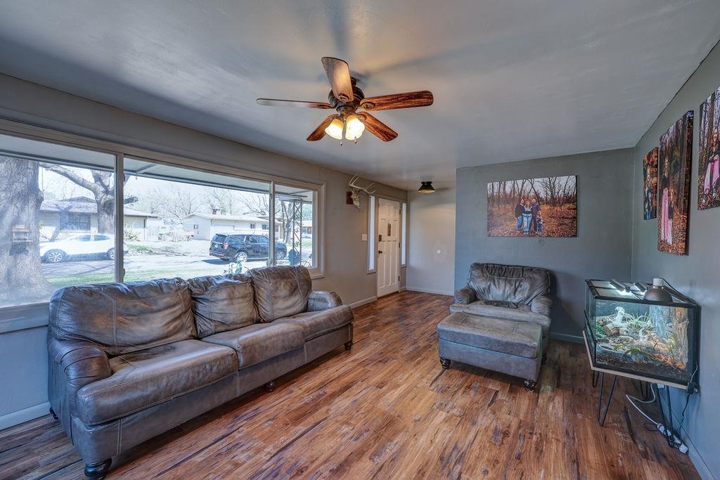 1817 E 13th Avenue Winfield KS 67156
