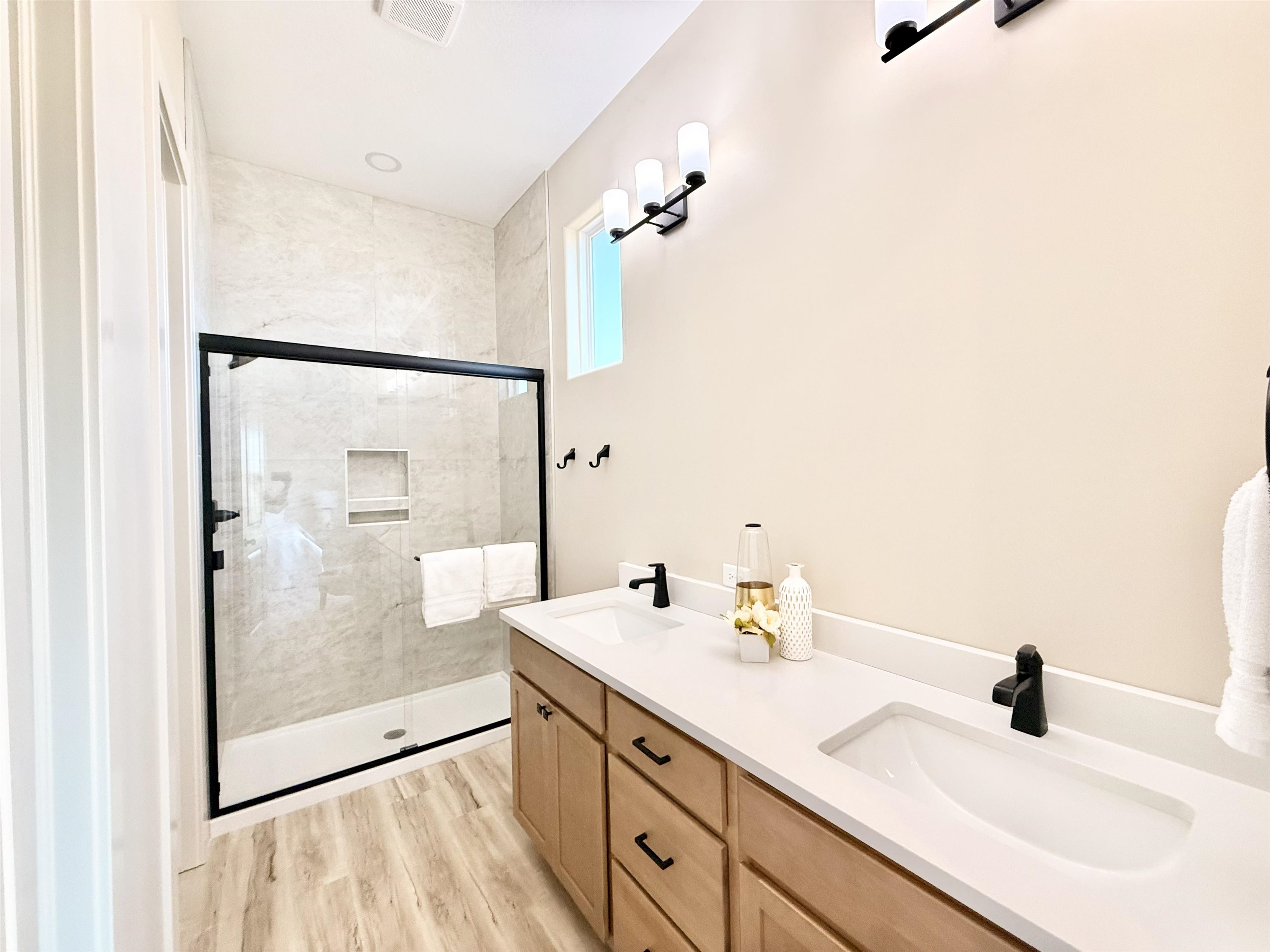 2207 S Chateau Court Wichita KS 67207