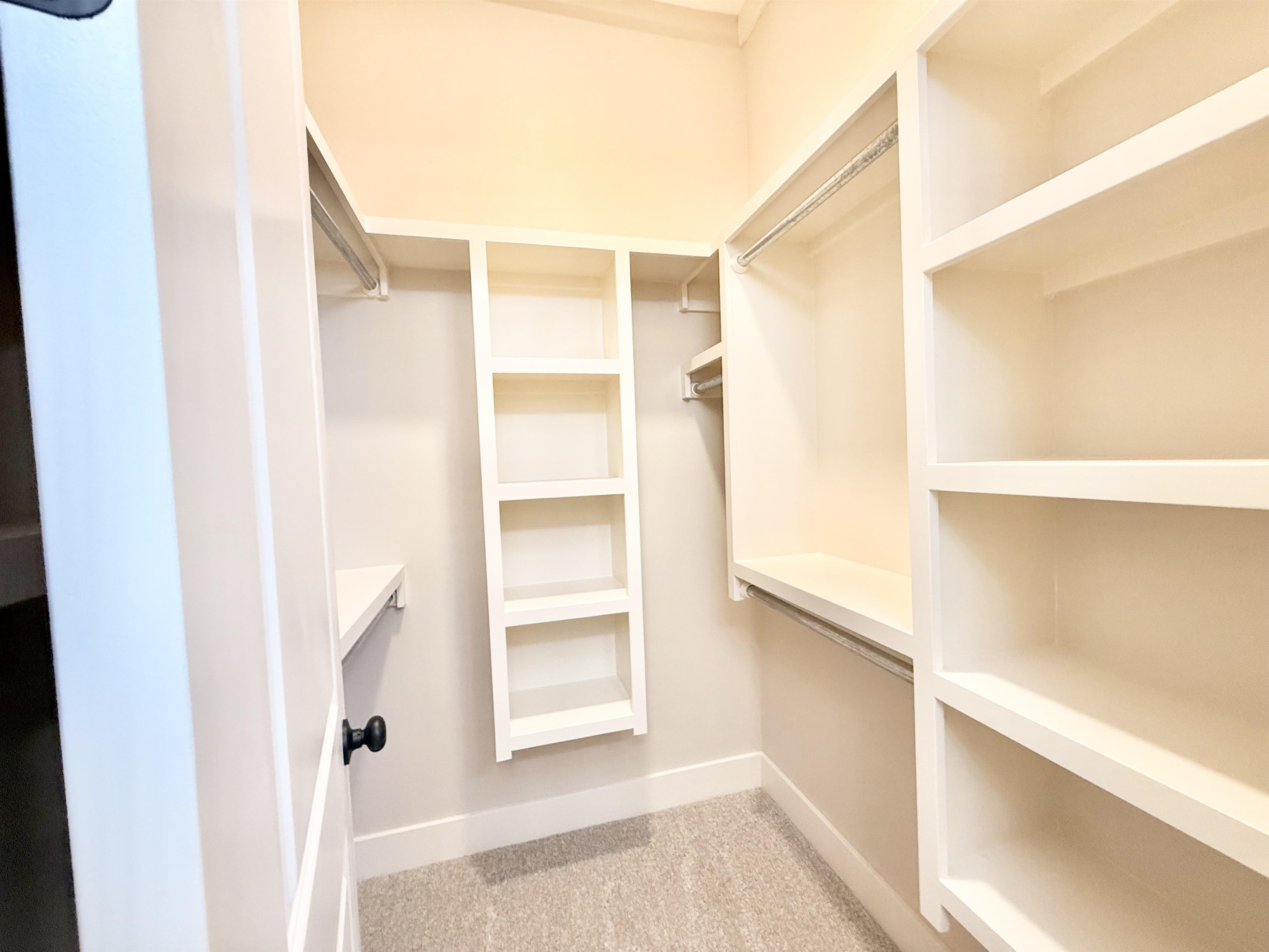 2207 S Chateau Court Wichita KS 67207