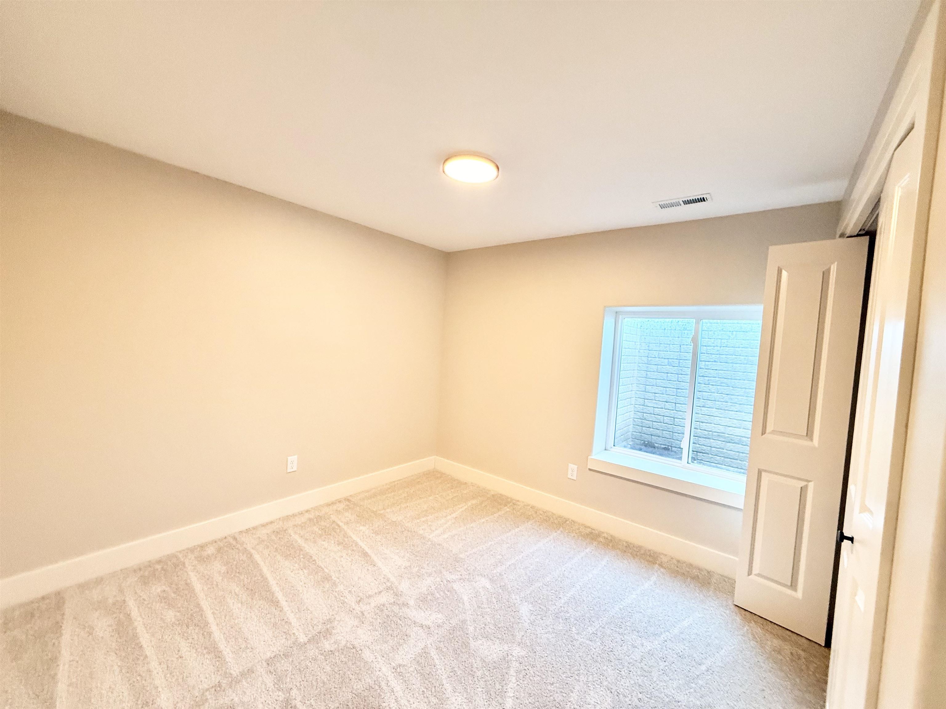 2207 S Chateau Court Wichita KS 67207