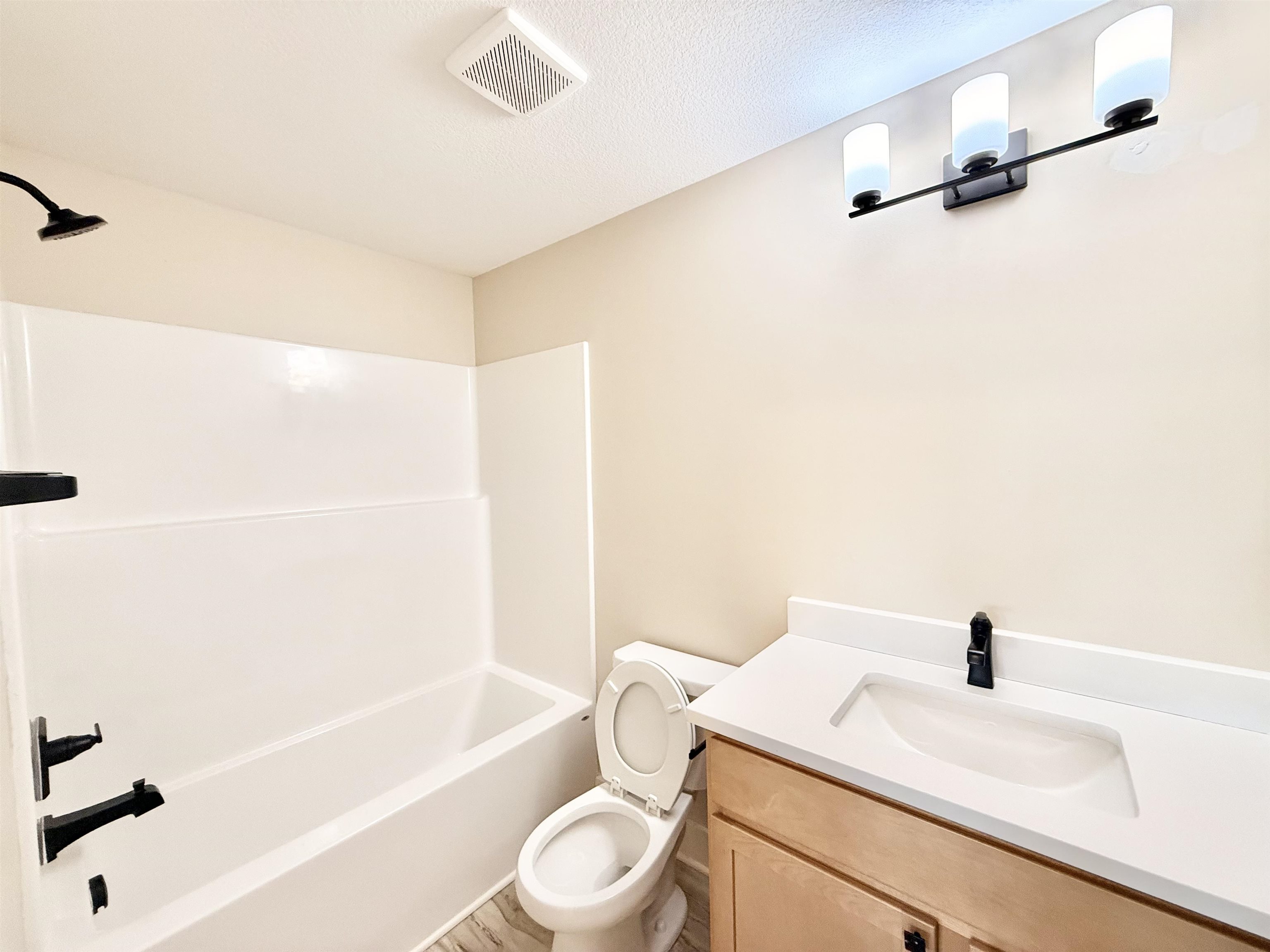 2207 S Chateau Court Wichita KS 67207