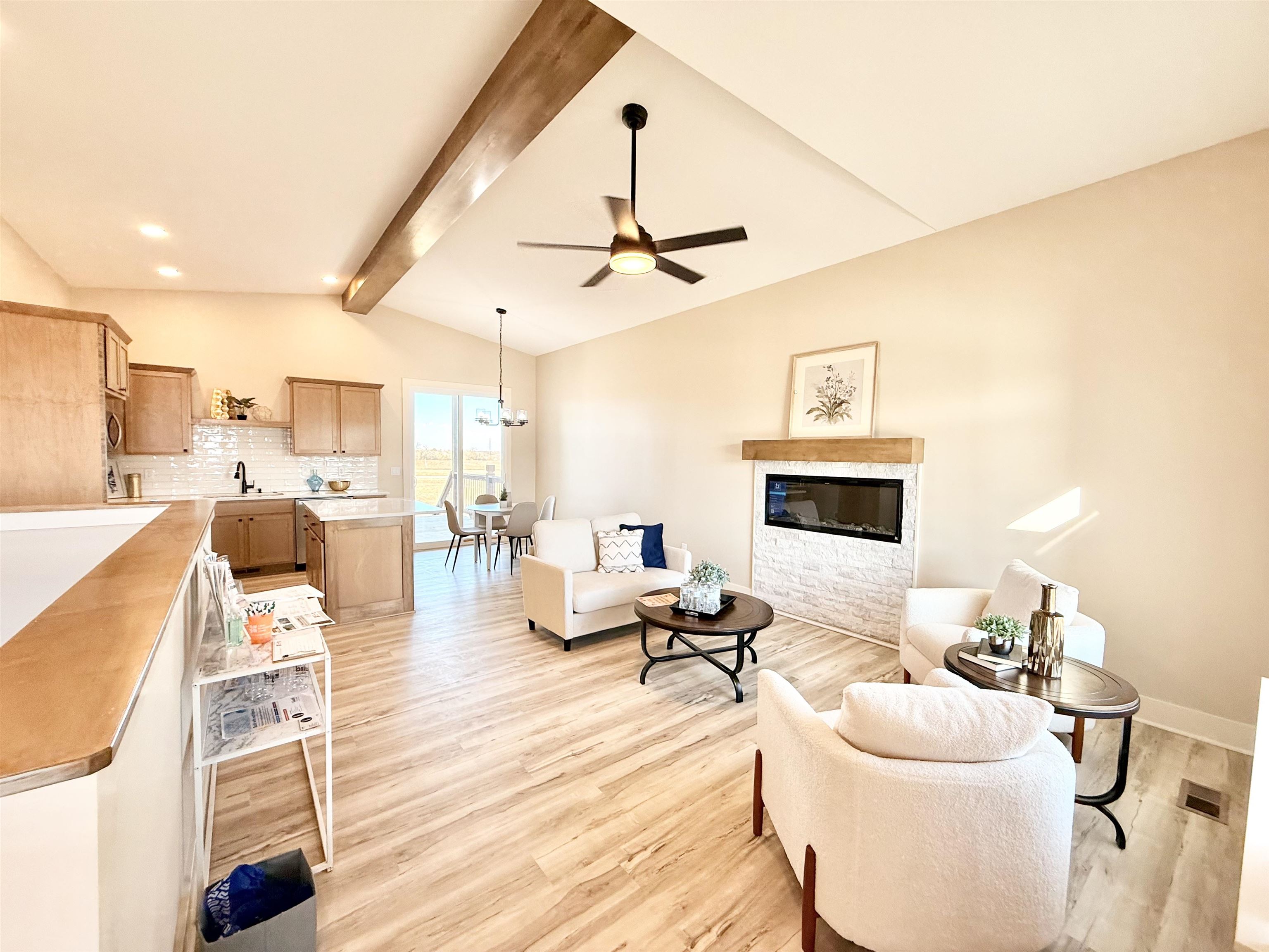 2207 S Chateau Court Wichita KS 67207