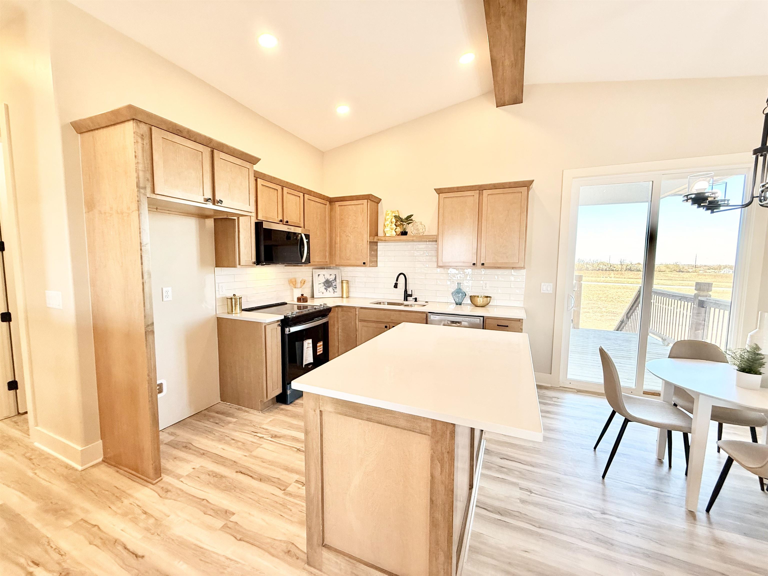 2207 S Chateau Court Wichita KS 67207