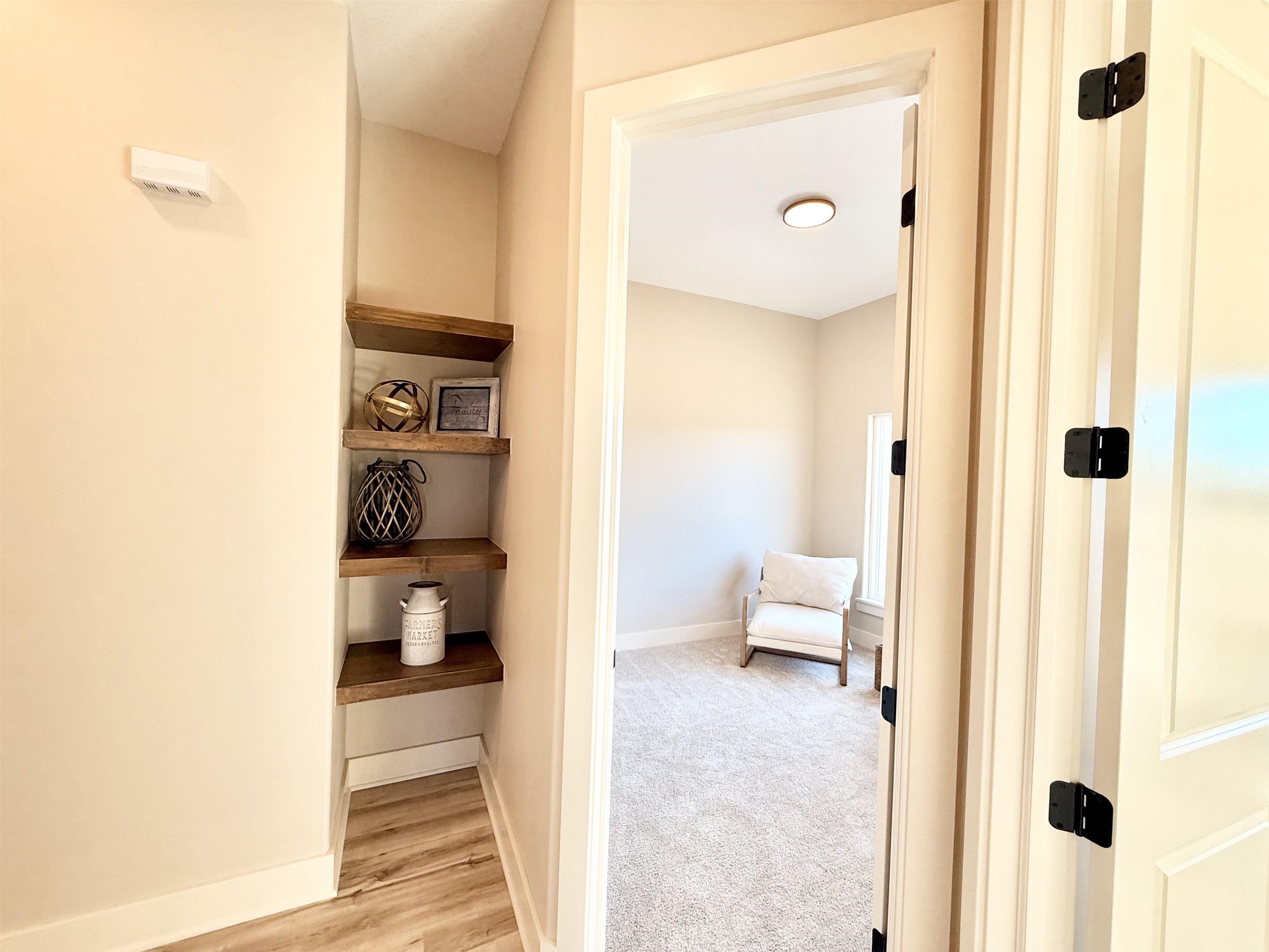 2207 S Chateau Court Wichita KS 67207