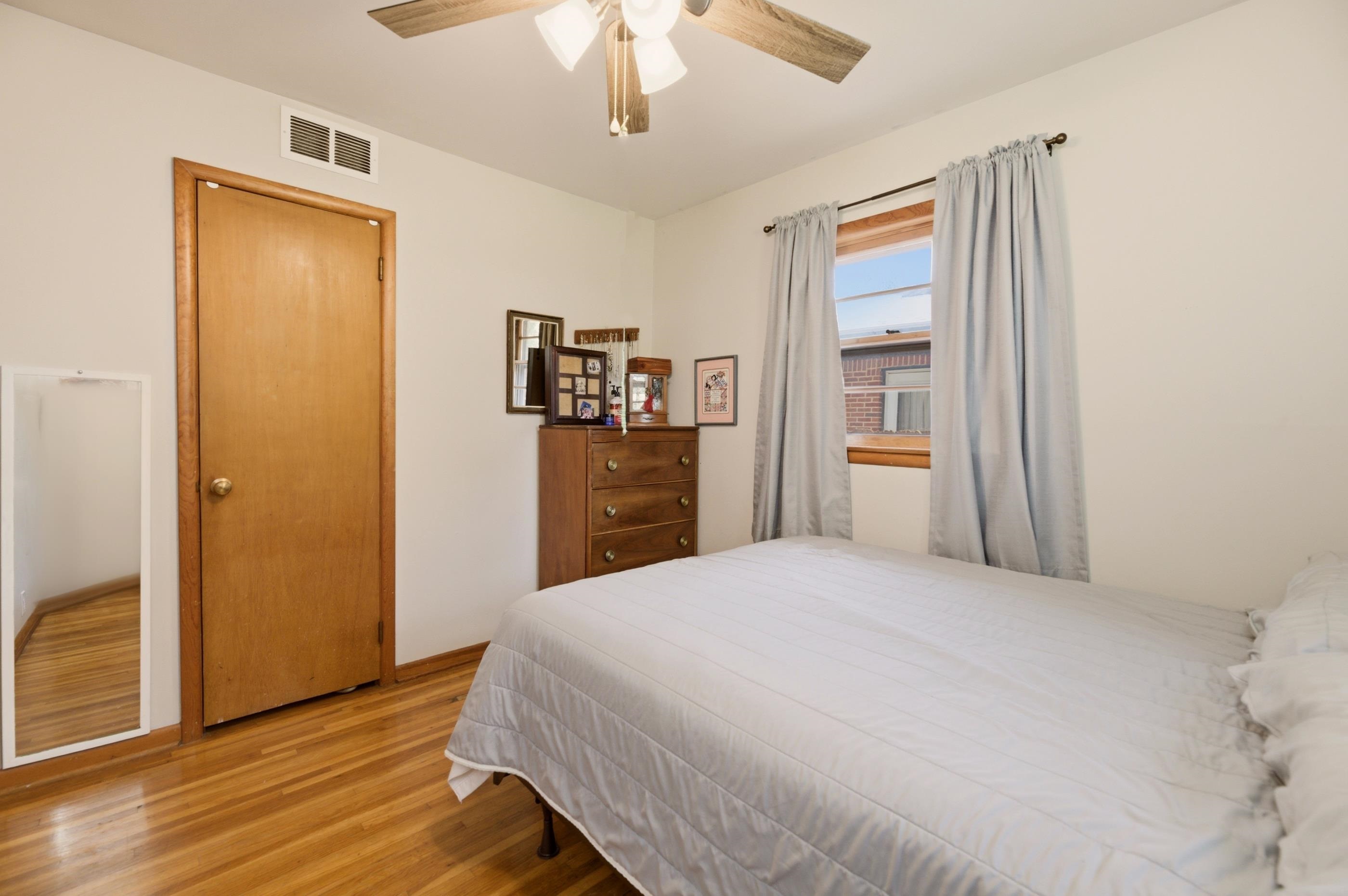 419 E 9th Avenue Belle Plaine KS 67013