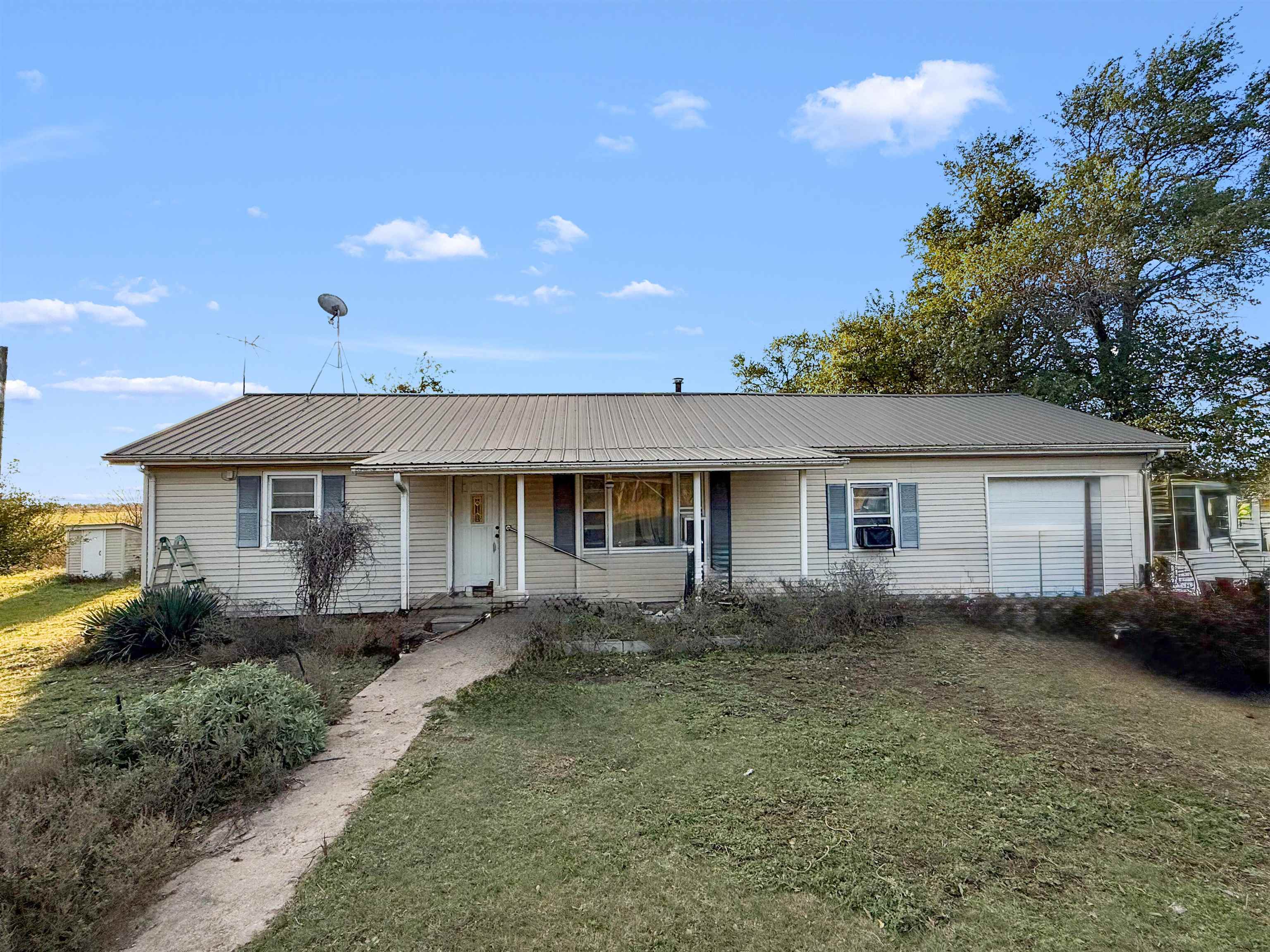 4291 SW Prairie Creek Road Benton KS 67017