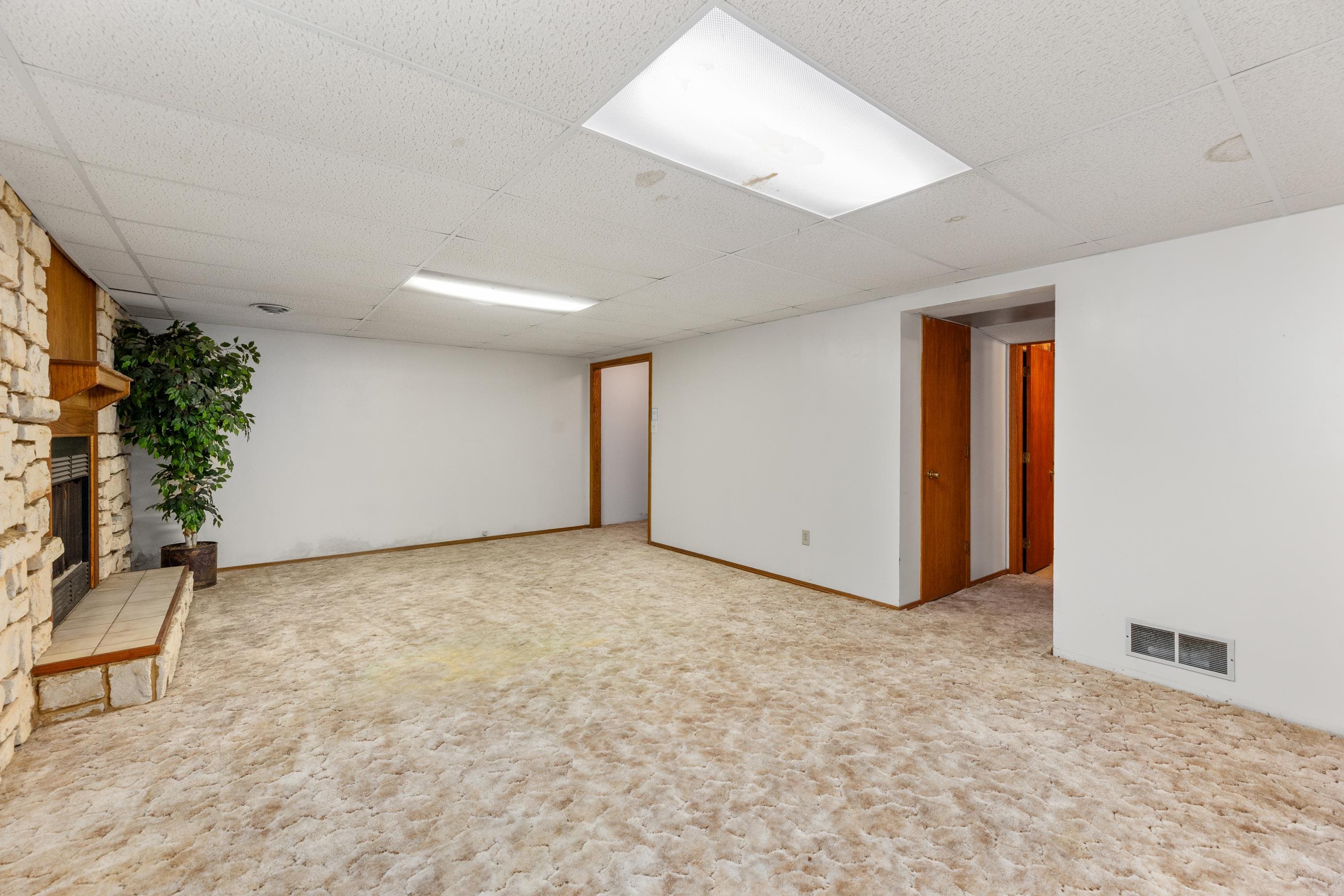 3908 S Gilda Circle Wichita KS 67215-1768