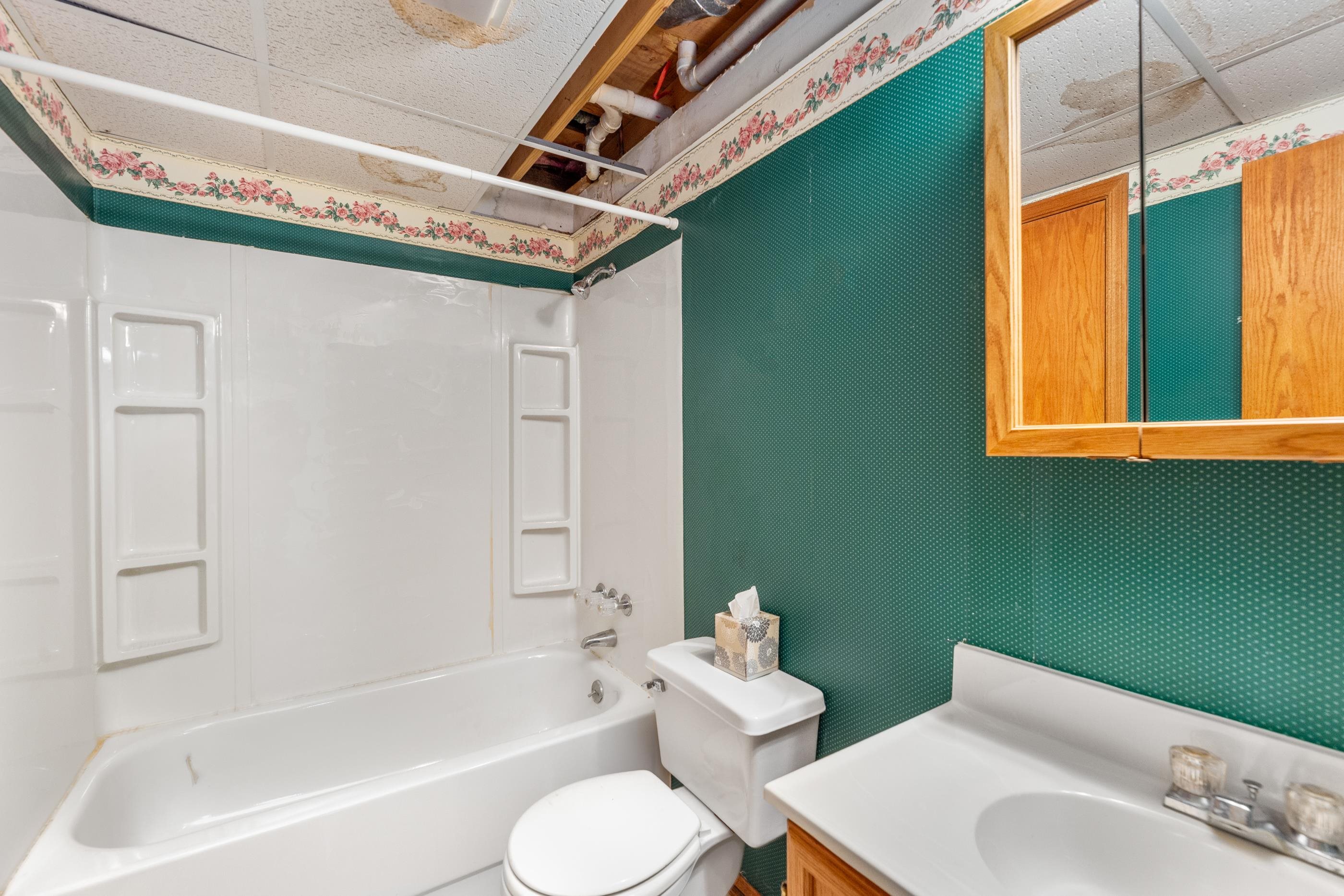 3908 S Gilda Circle Wichita KS 67215-1768