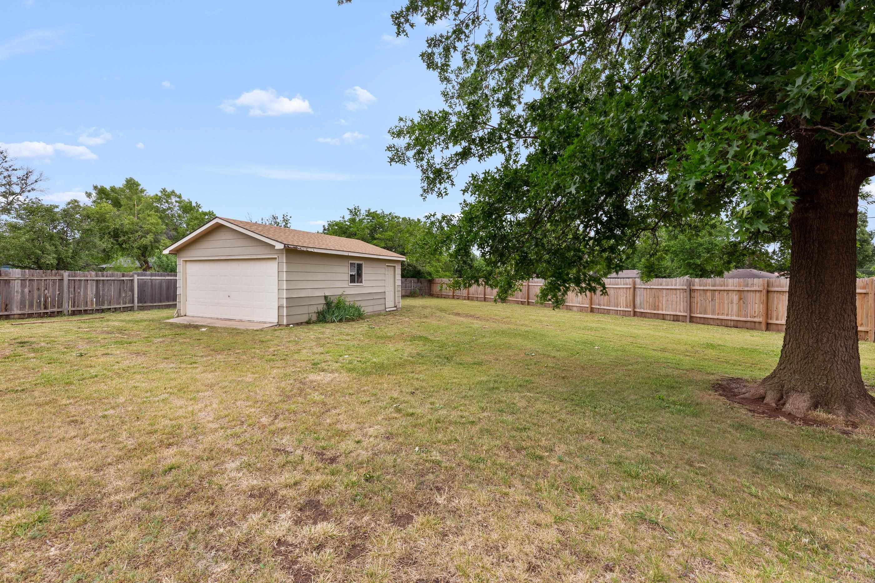 3908 S Gilda Circle Wichita KS 67215-1768
