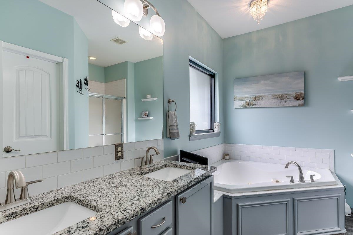 1124 N High Park Drive Derby KS 67037-7968