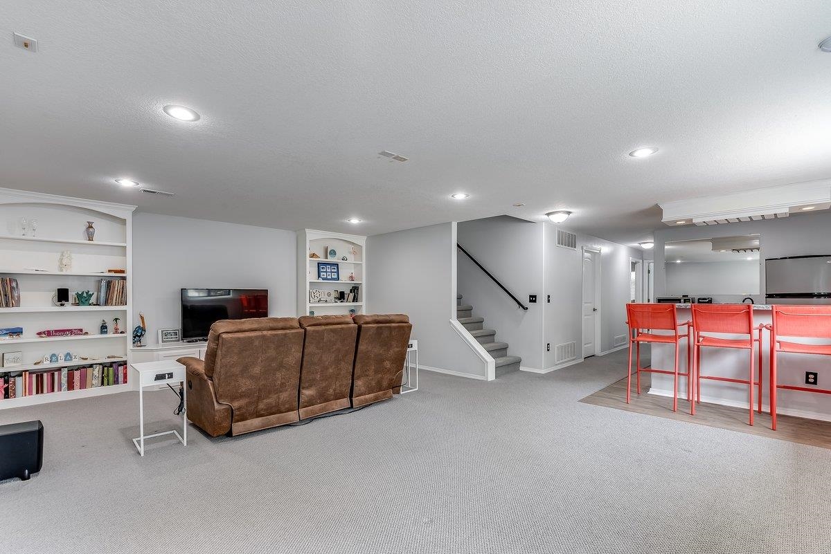 1124 N High Park Drive Derby KS 67037-7968