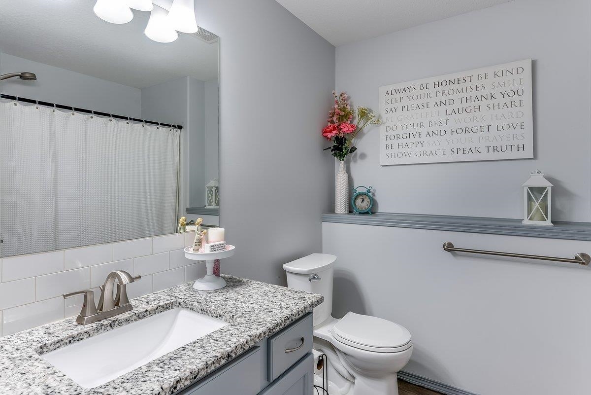 1124 N High Park Drive Derby KS 67037-7968