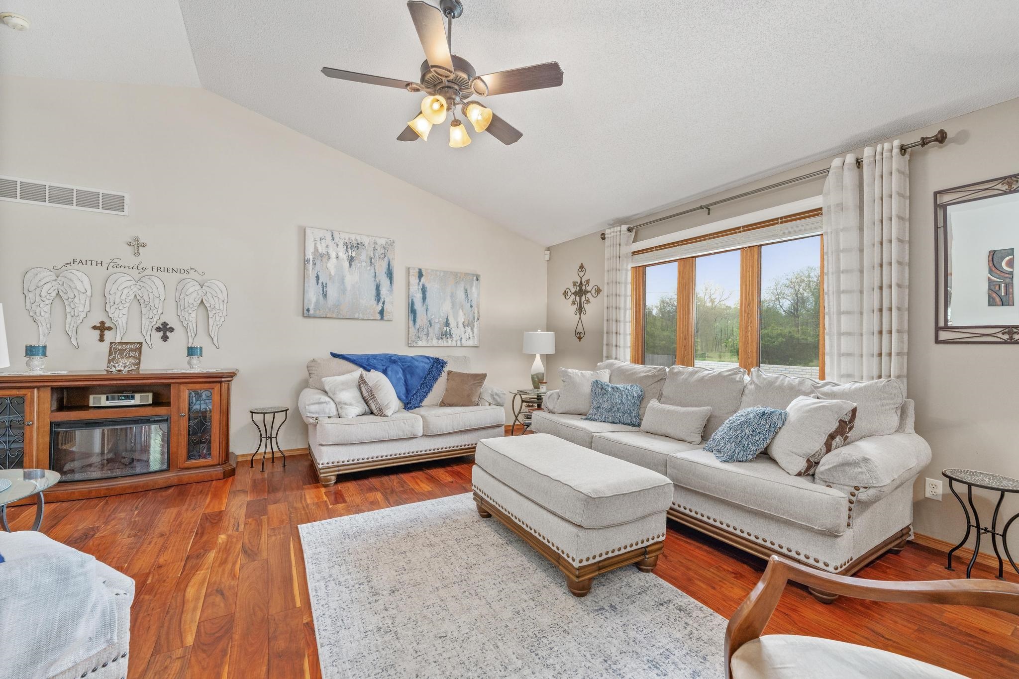 11939 W Carr Court Wichita KS 67209