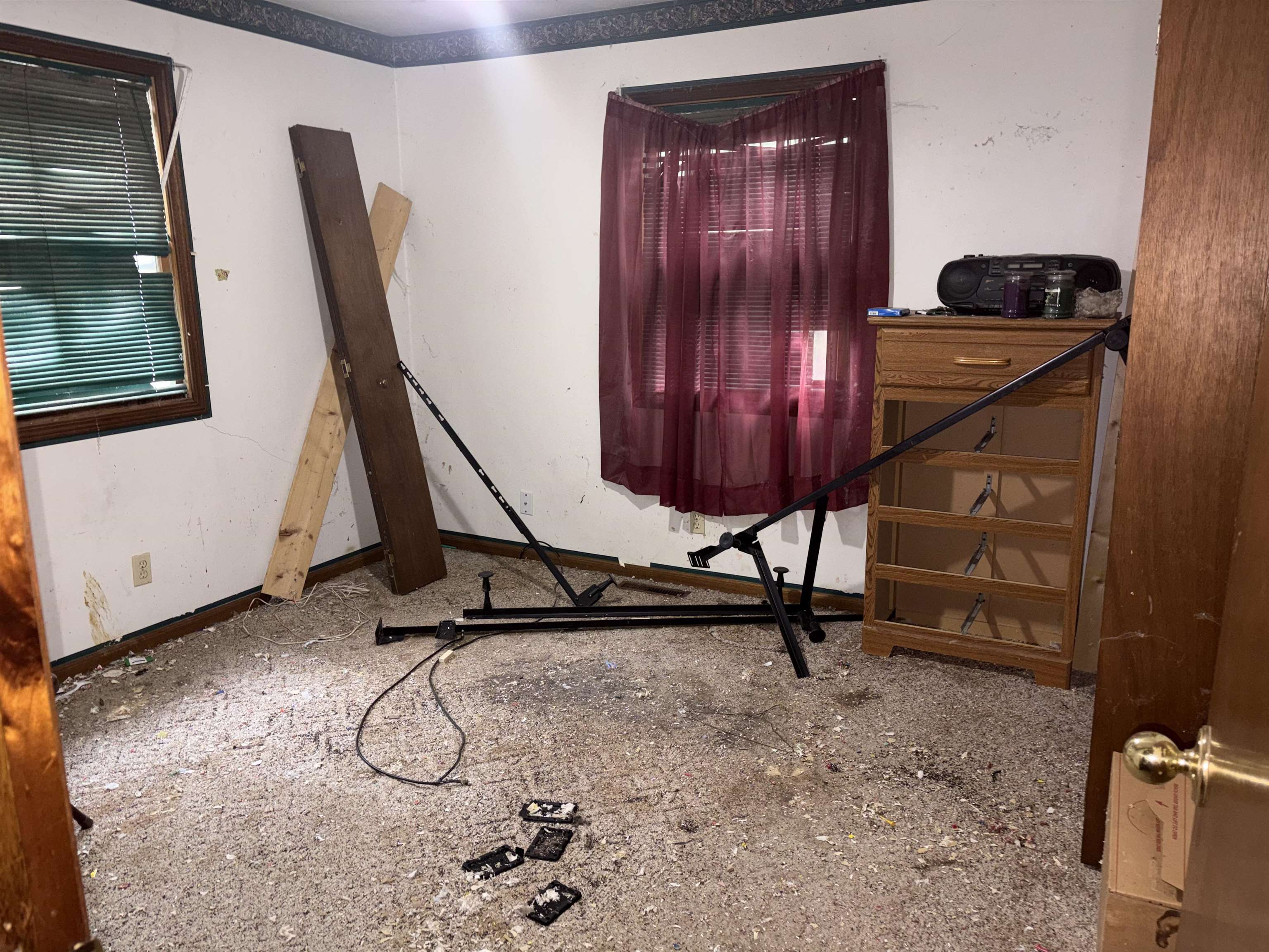 1208 N Manchester Newton KS 67114