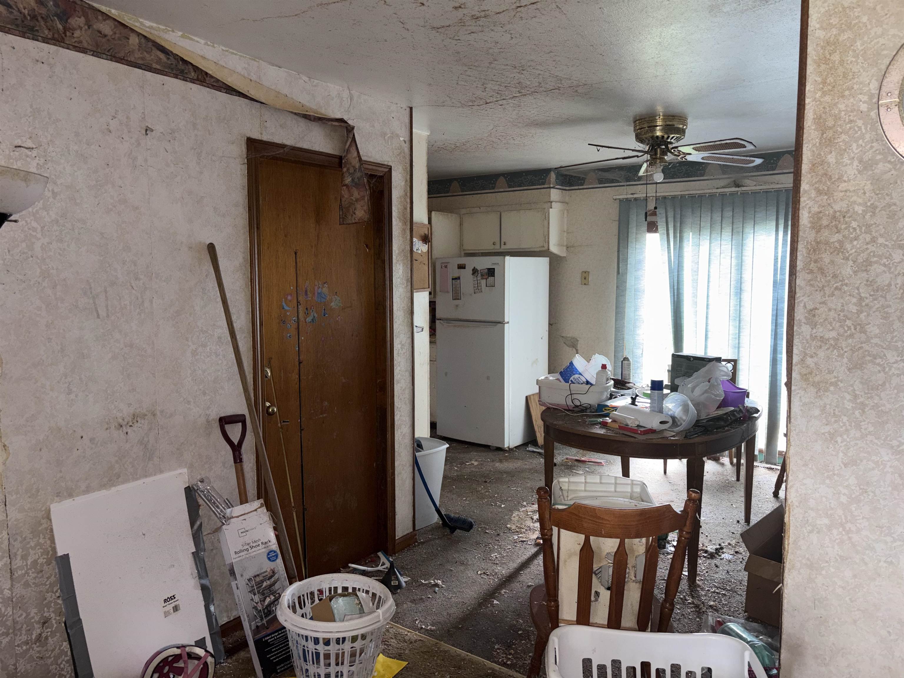 1208 N Manchester Newton KS 67114