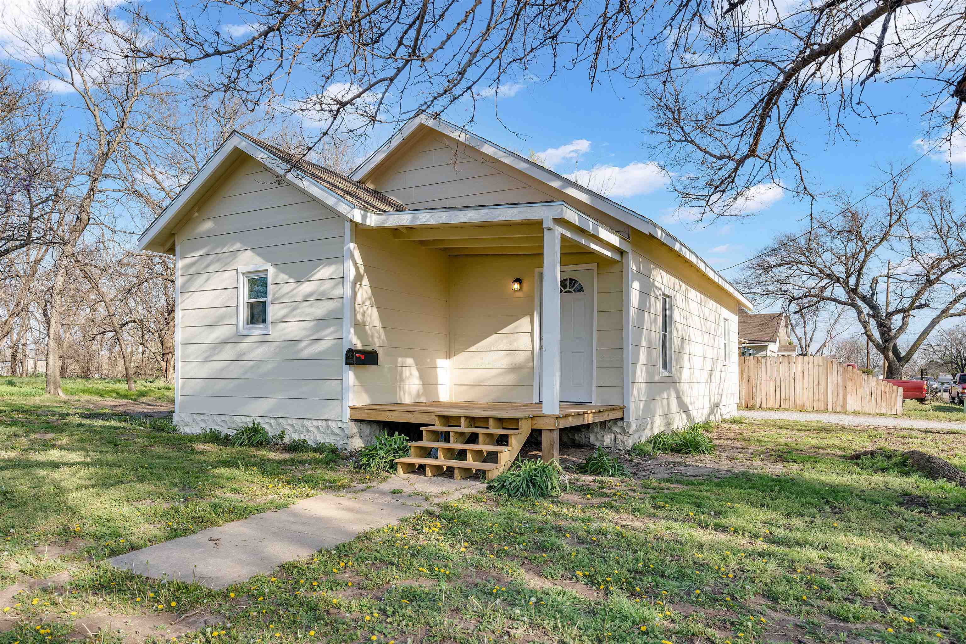 523 E 4th Street Wellington KS 67152