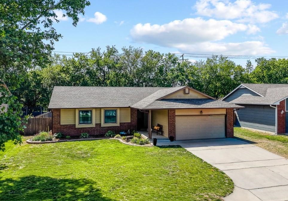 907 N Pine Grove Street Wichita KS 67212