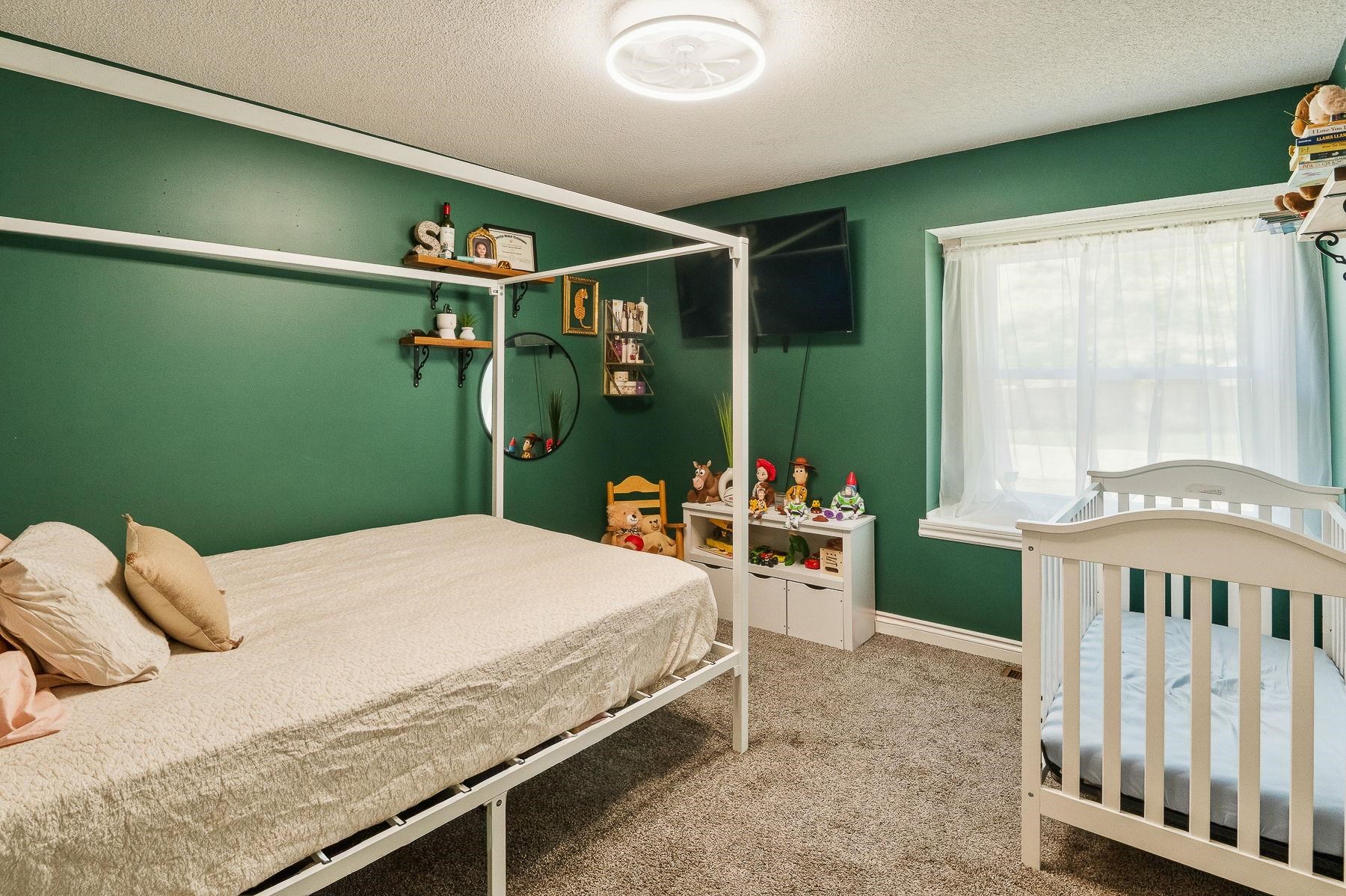 907 N Pine Grove Street Wichita KS 67212