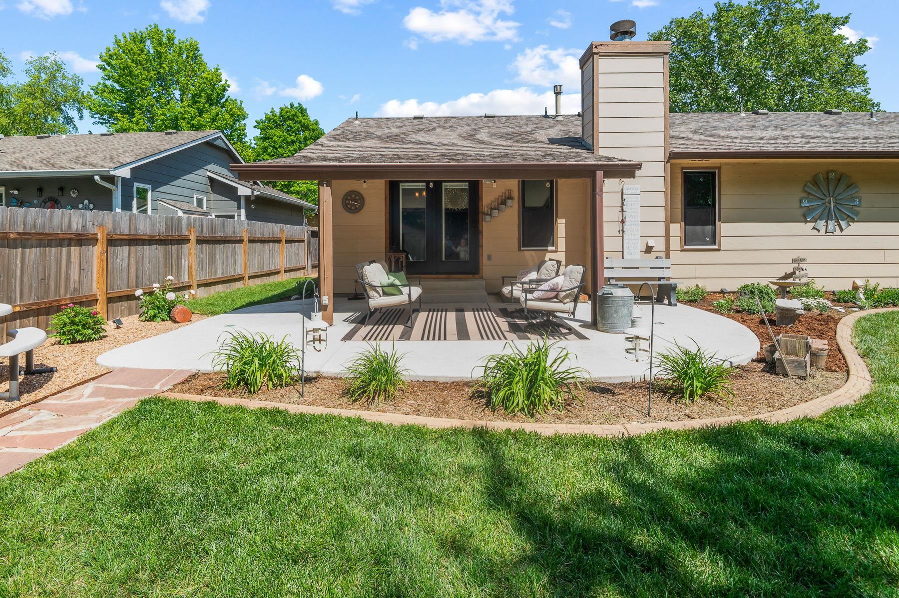 907 N Pine Grove Street Wichita KS 67212