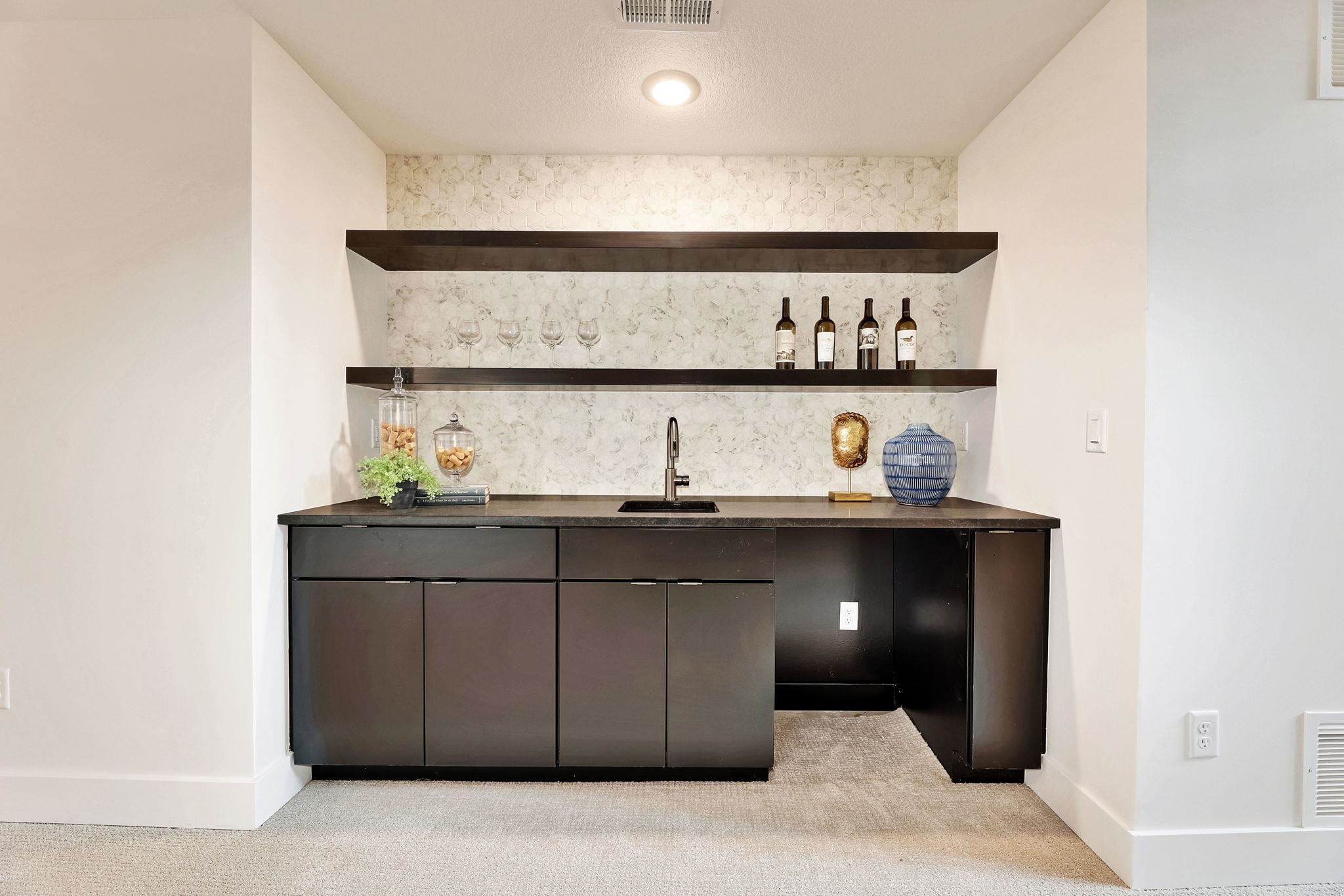 2542 N Emerald Court Andover KS 67002