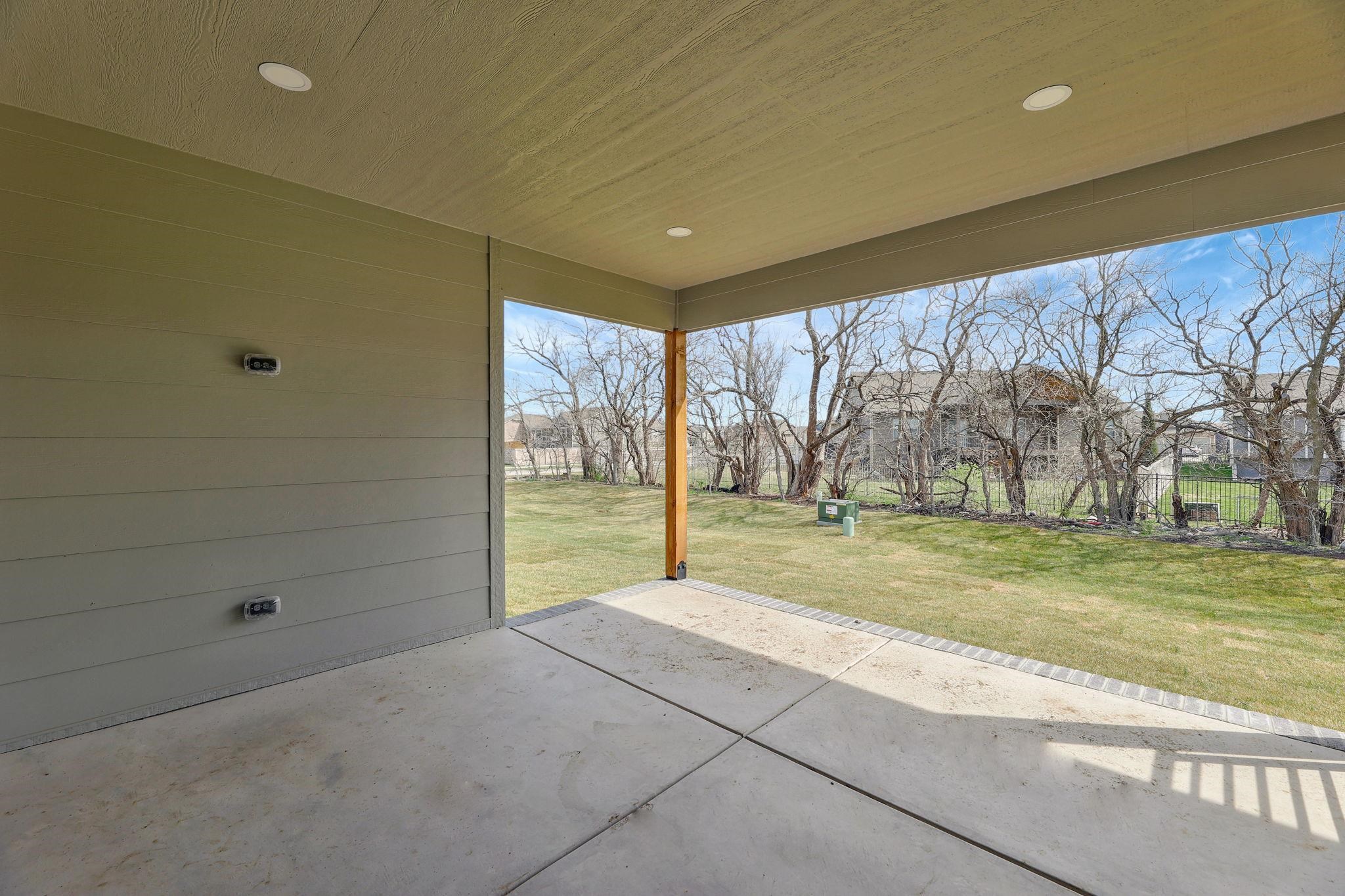 2542 N Emerald Court Andover KS 67002