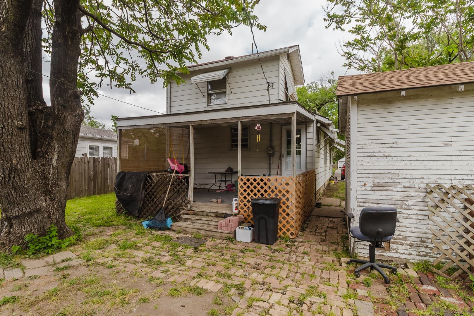 233 S Richmond Wichita KS 67213
