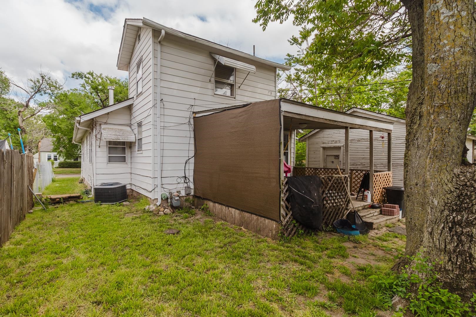 233 S Richmond Wichita KS 67213