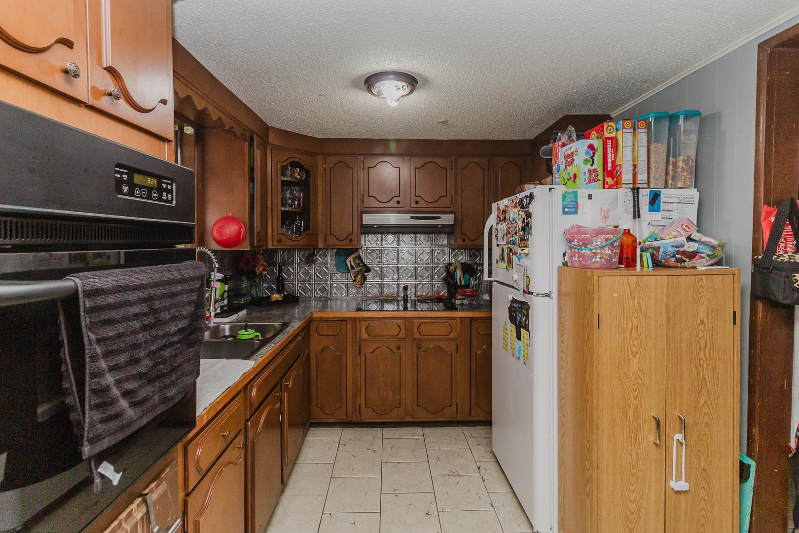 233 S Richmond Wichita KS 67213