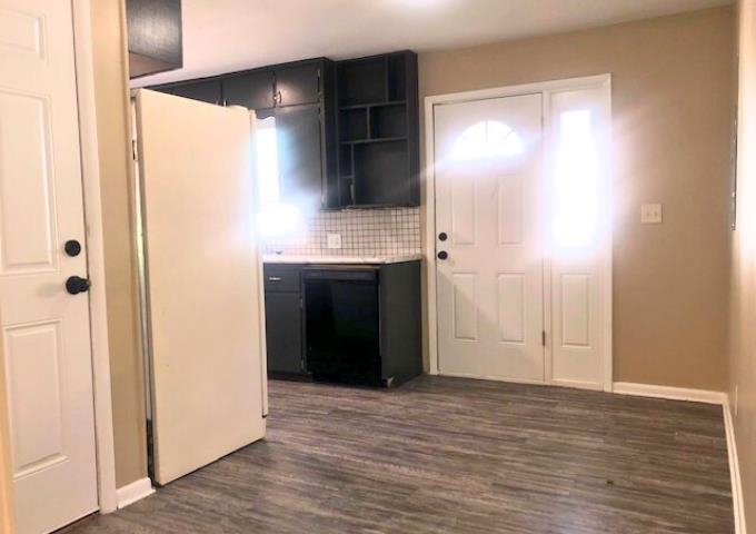 2427 W Greenfield Street Wichita KS 67217