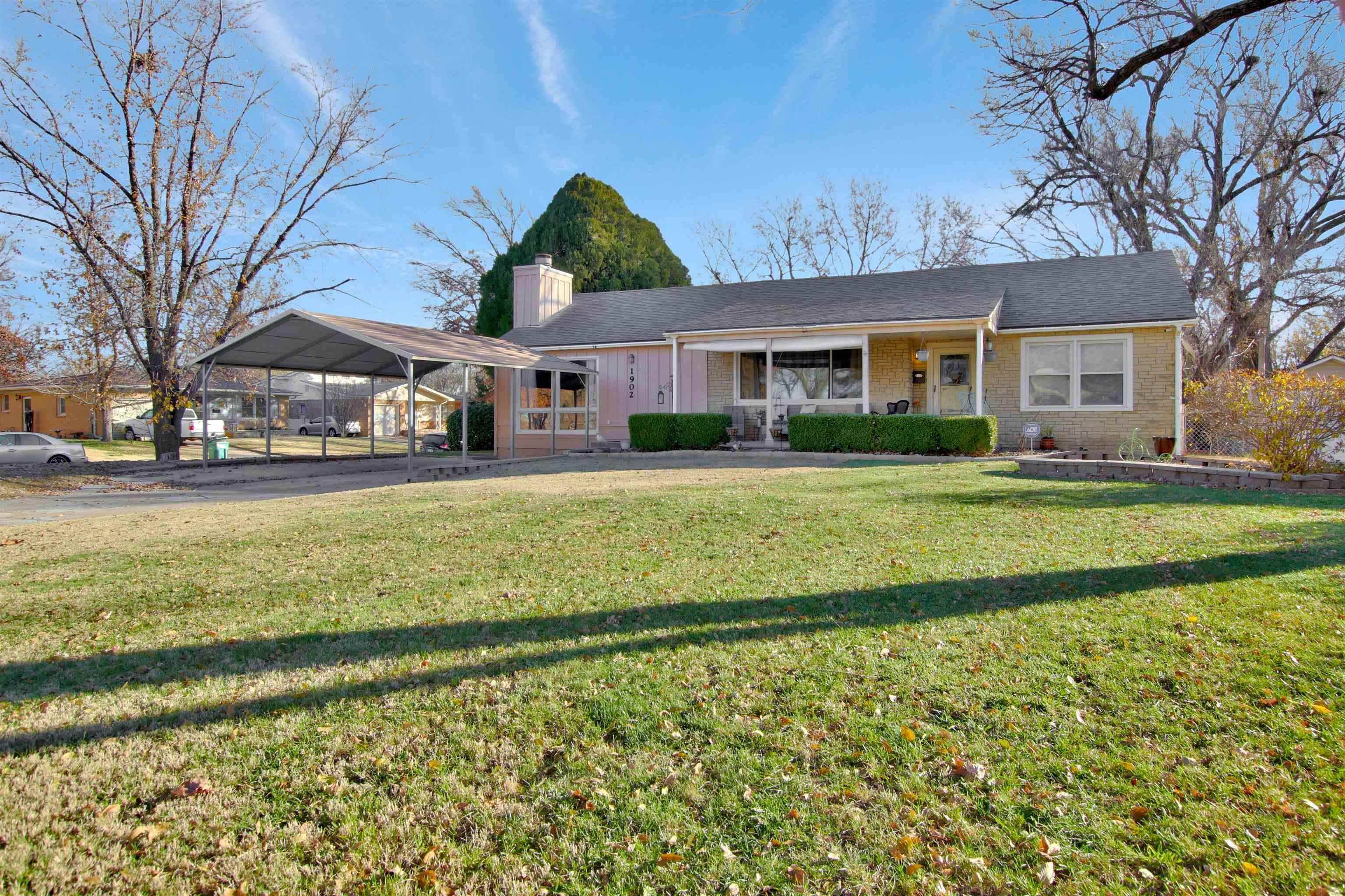 1902 S Roosevelt Street Wichita KS 67218
