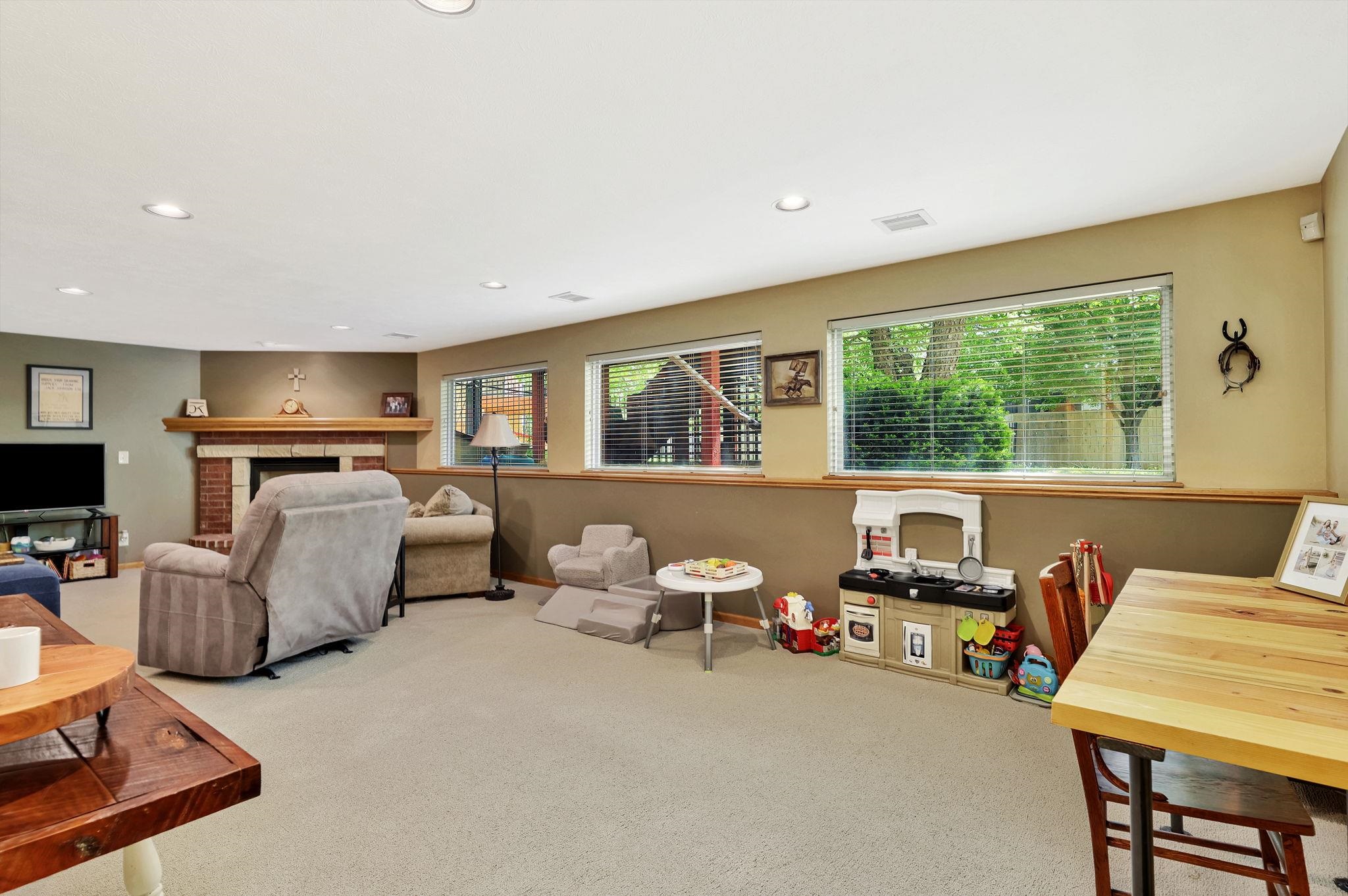 1809 E Wyndham Road Park City KS 67219