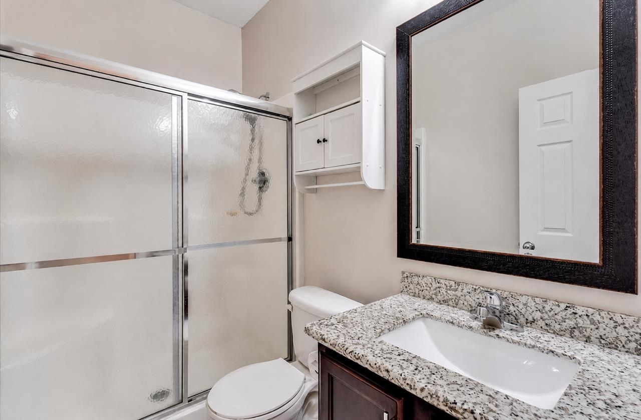 8609 E Millrun Wichita KS 67226