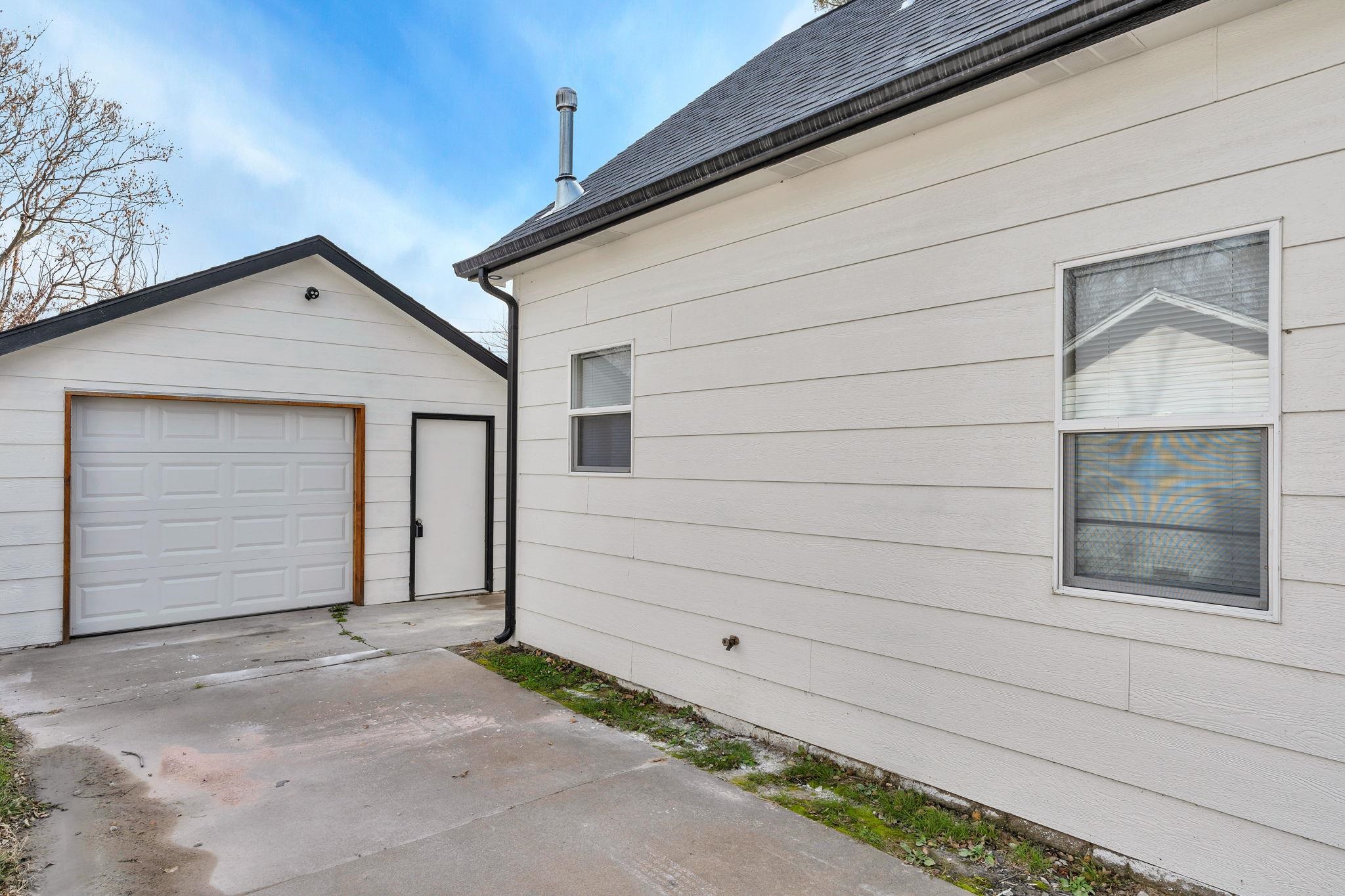 306 N Edwards Wichita KS 67203