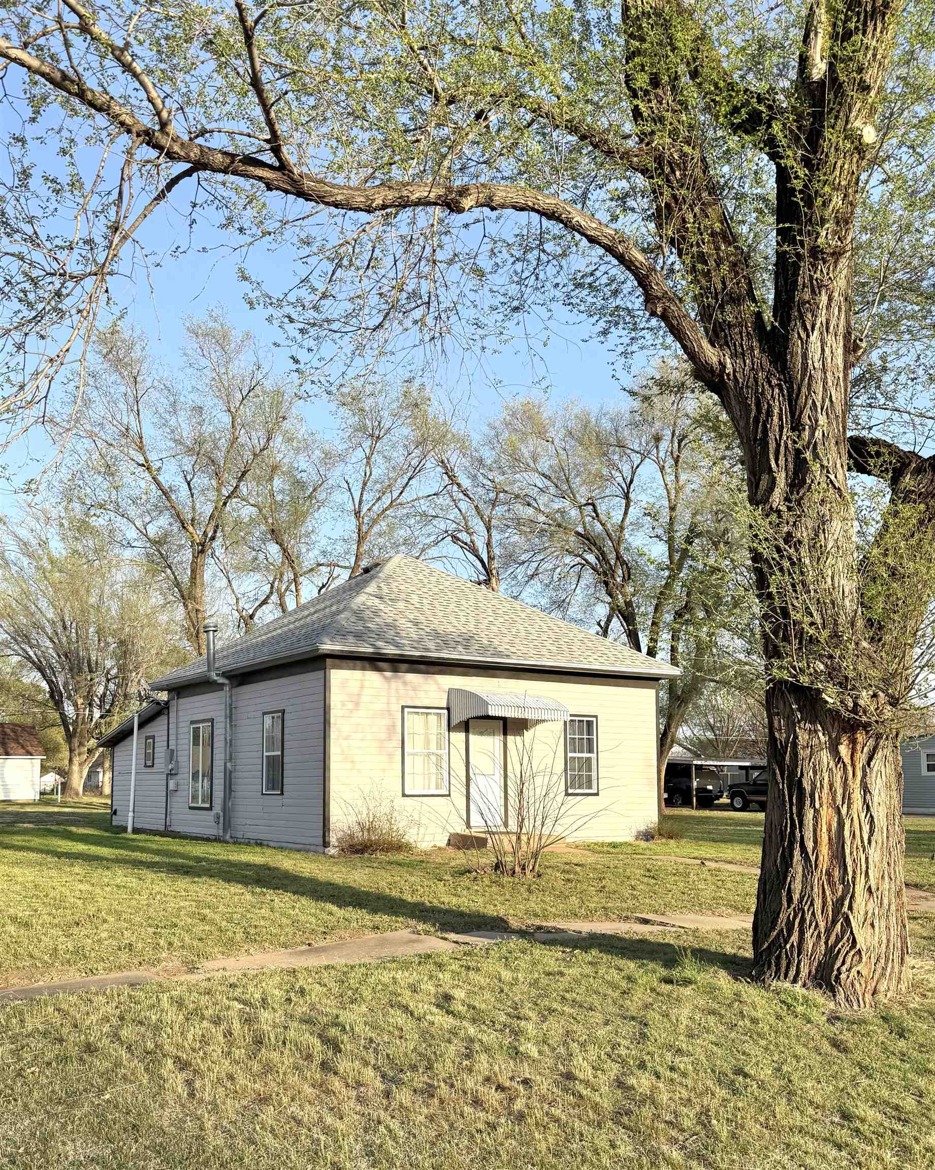 401 S Lincoln Avenue Anthony KS 67003