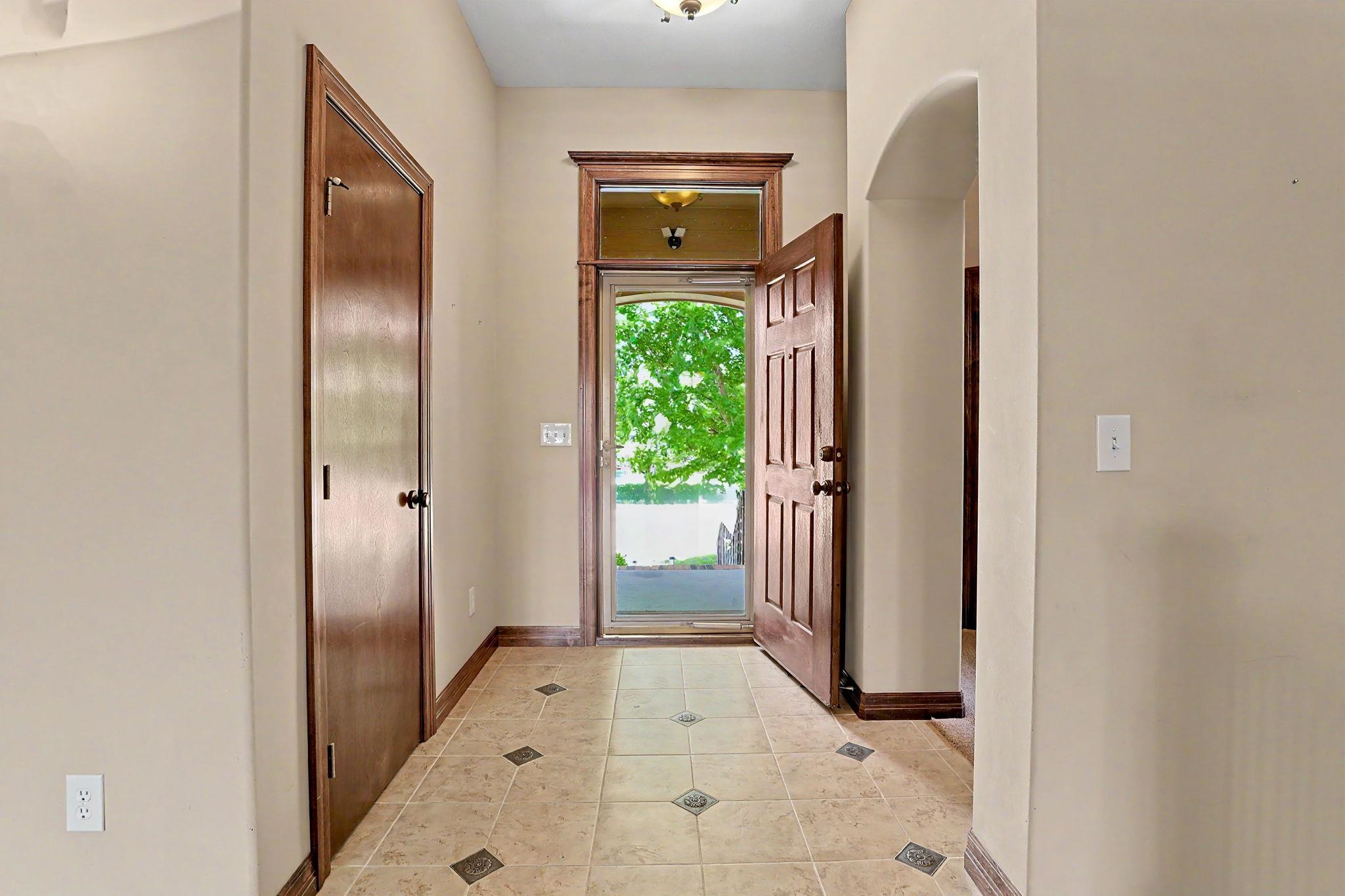 206 S Bordeulac Street Wichita KS 67230
