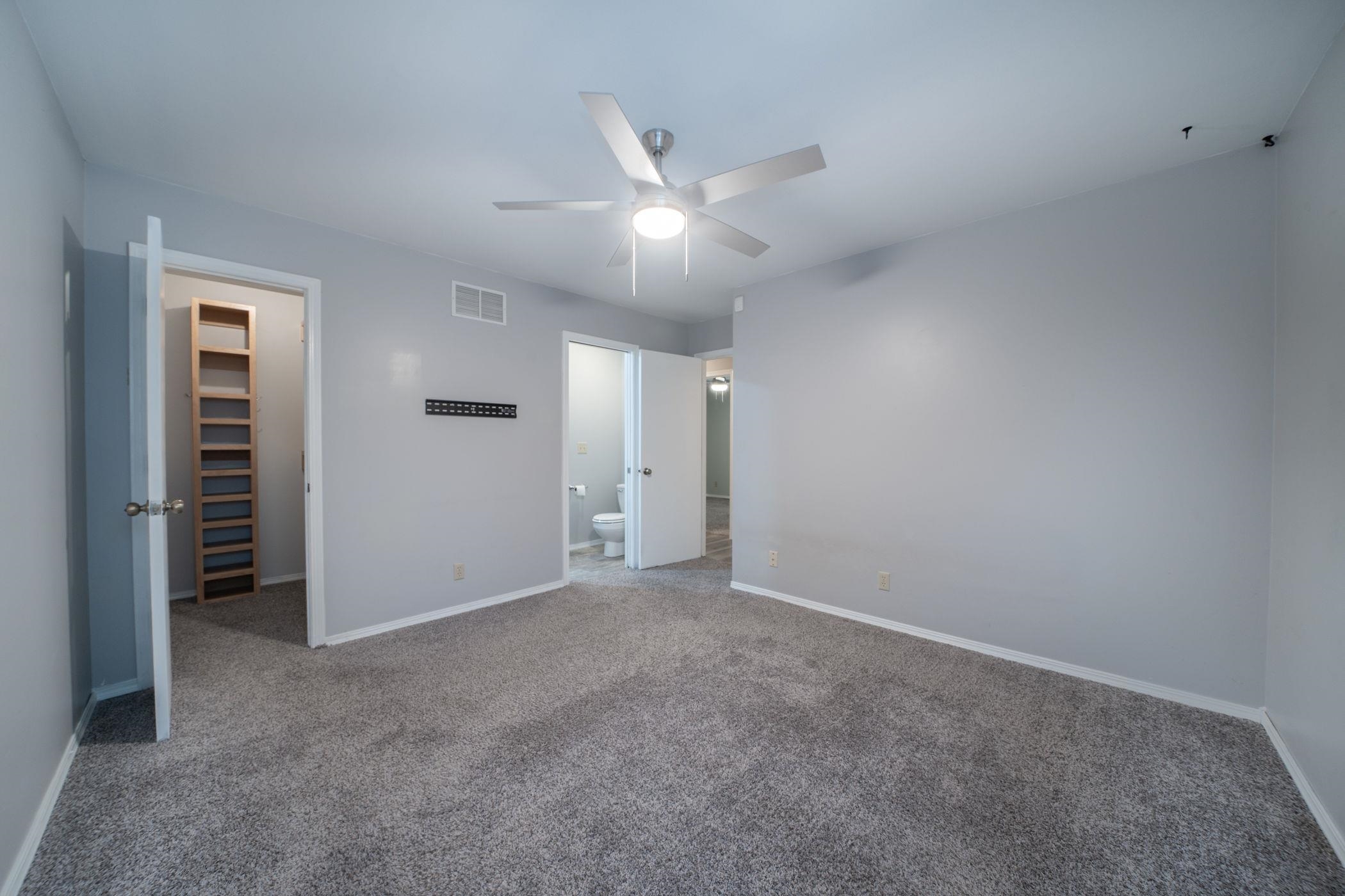 328 W 1st Street Andover KS 67002