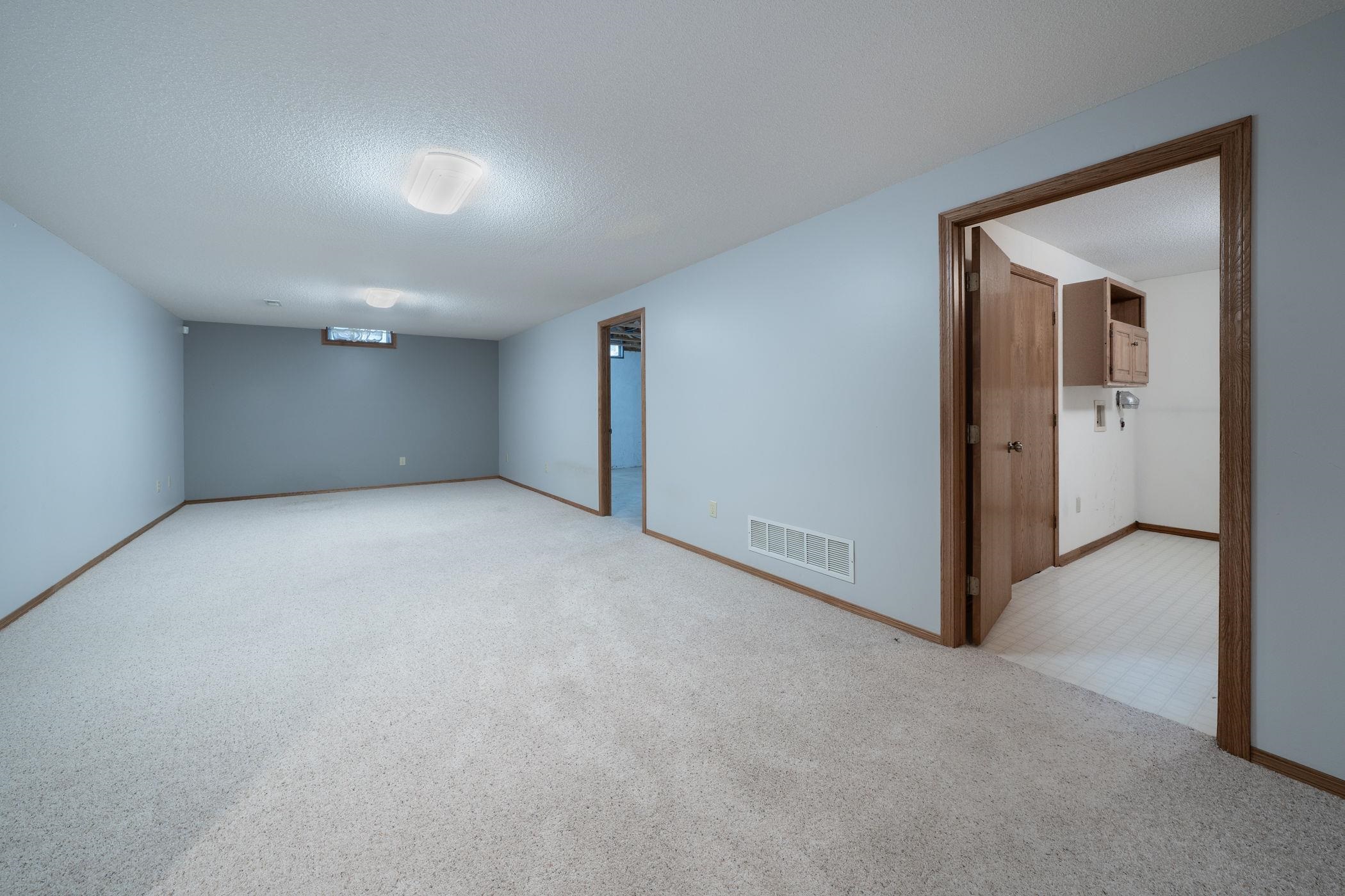 328 W 1st Street Andover KS 67002