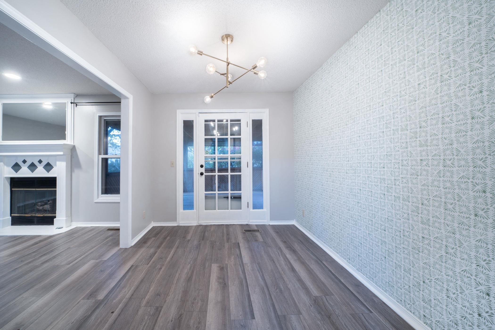 328 W 1st Street Andover KS 67002