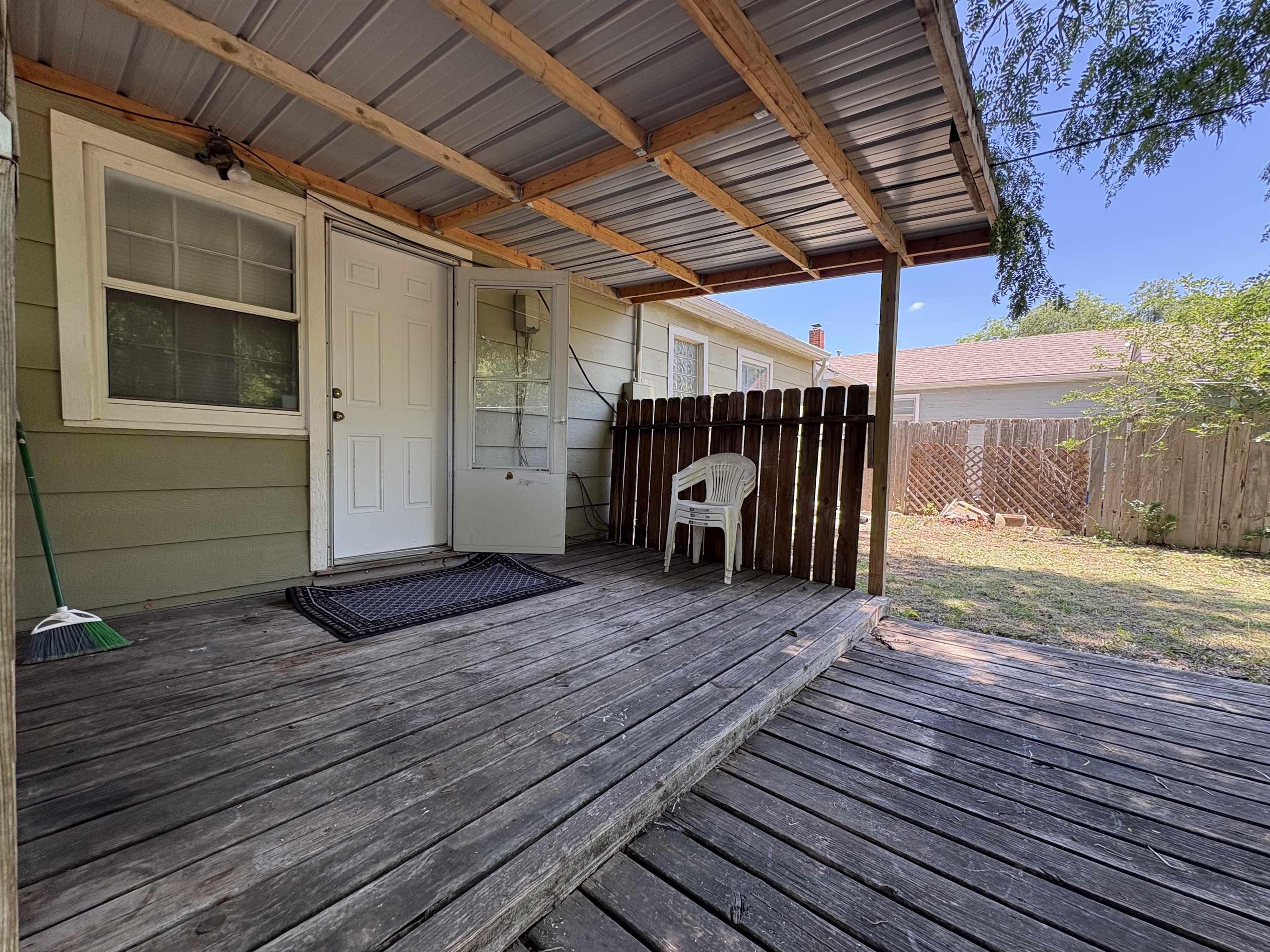 5207 E Murdock Wichita KS 67208
