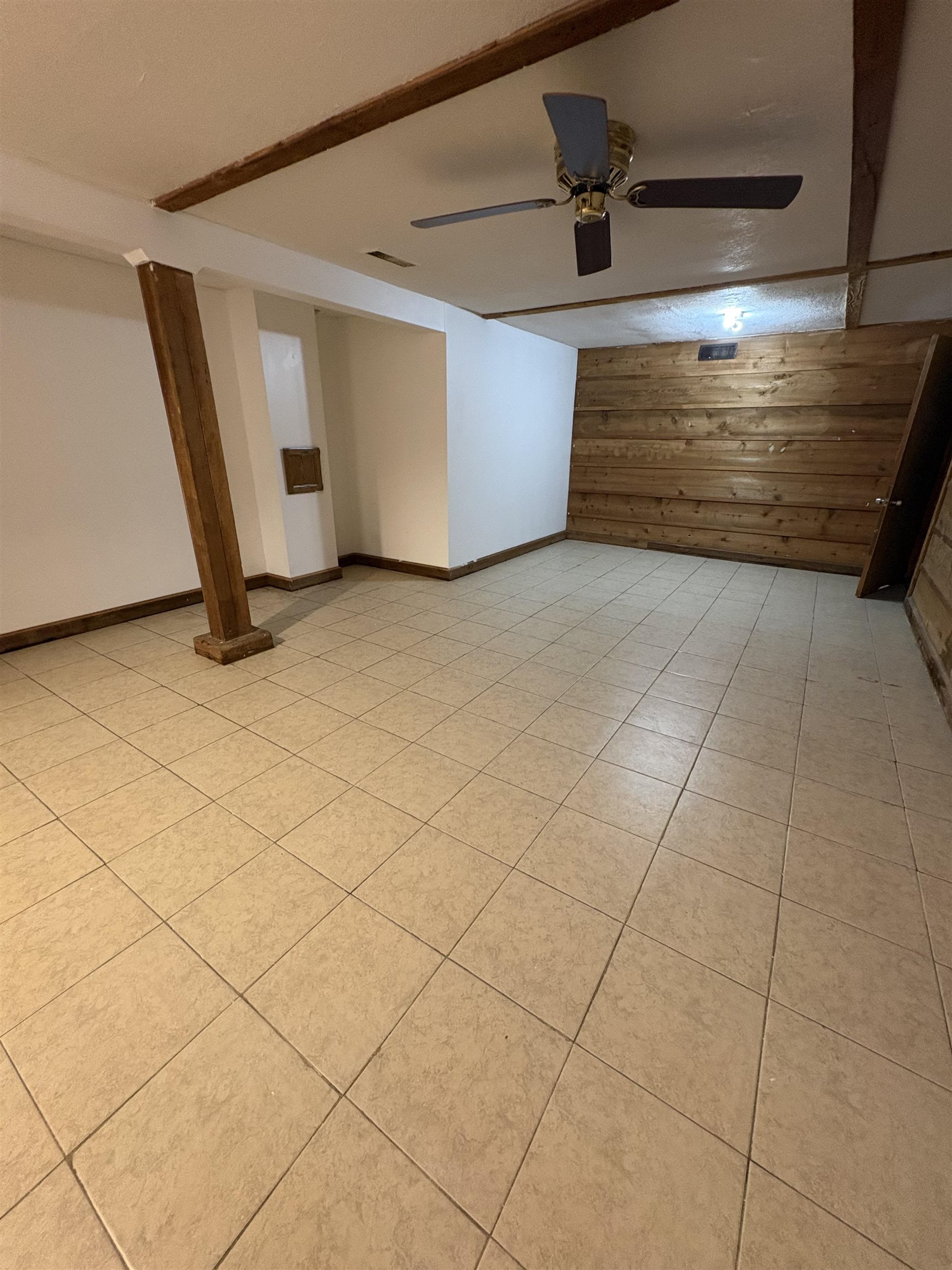 5207 E Murdock Wichita KS 67208
