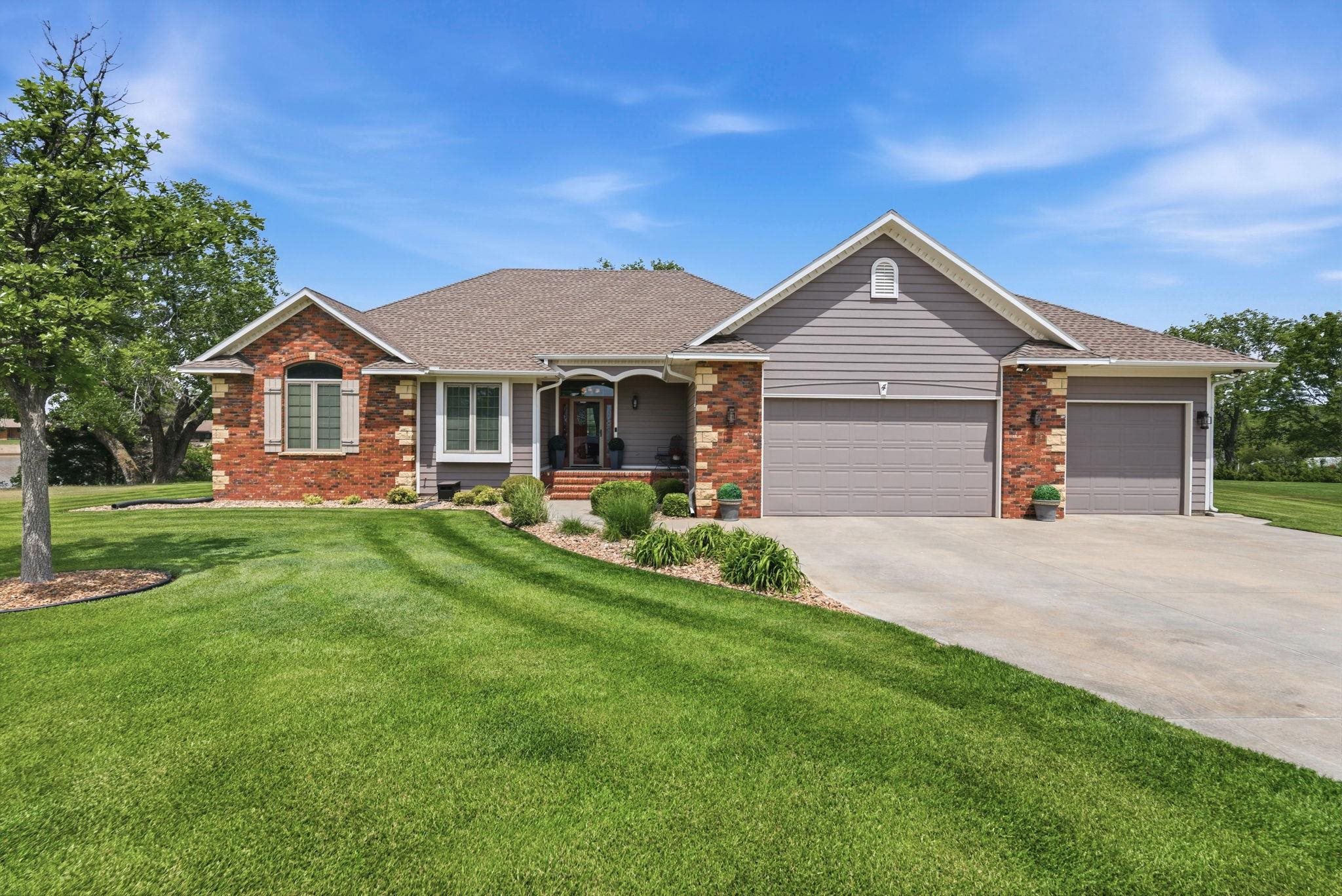 4 Waterbrook Terrace South Hutchinson KS 67505