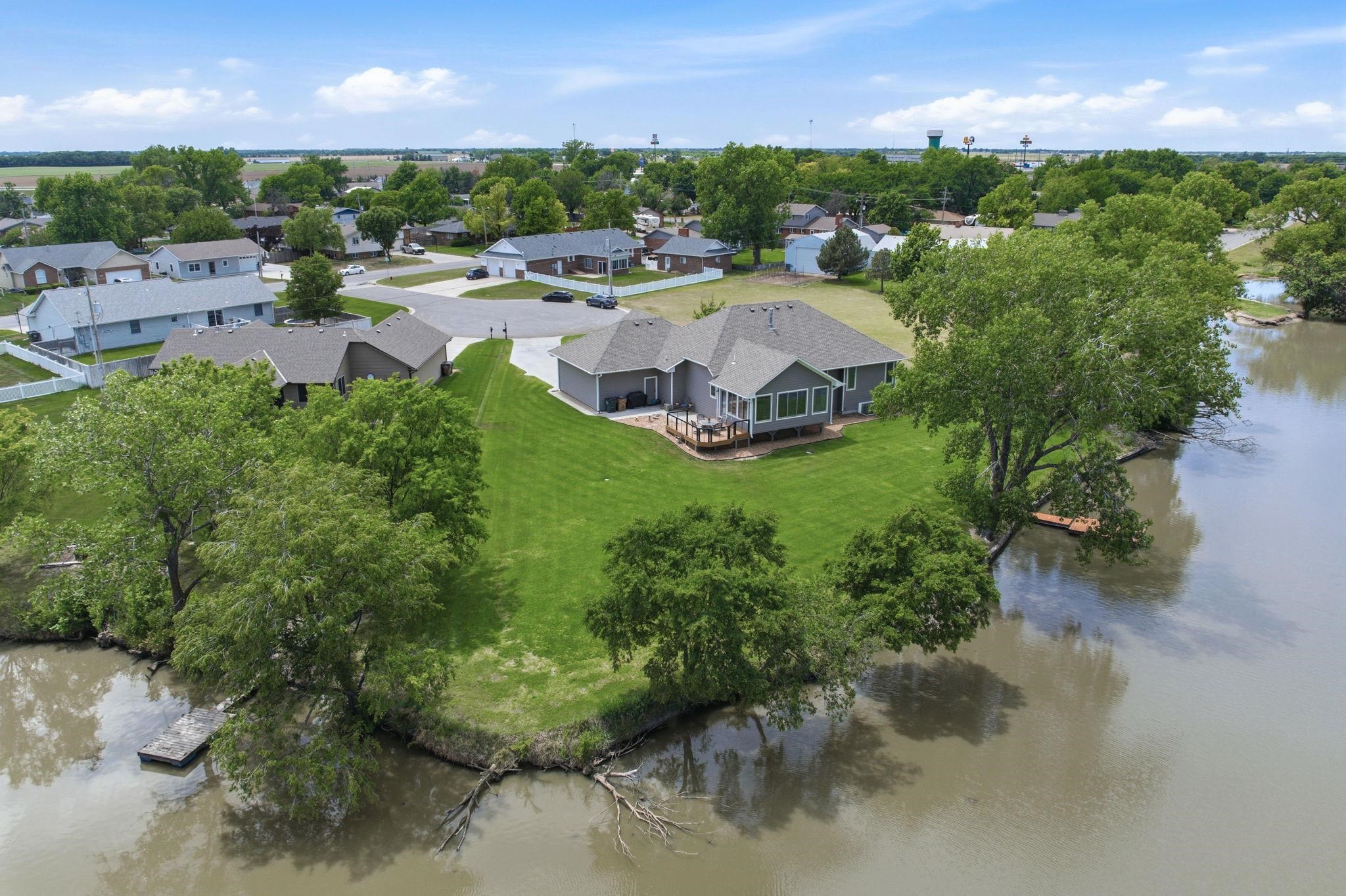 4 Waterbrook Terrace South Hutchinson KS 67505