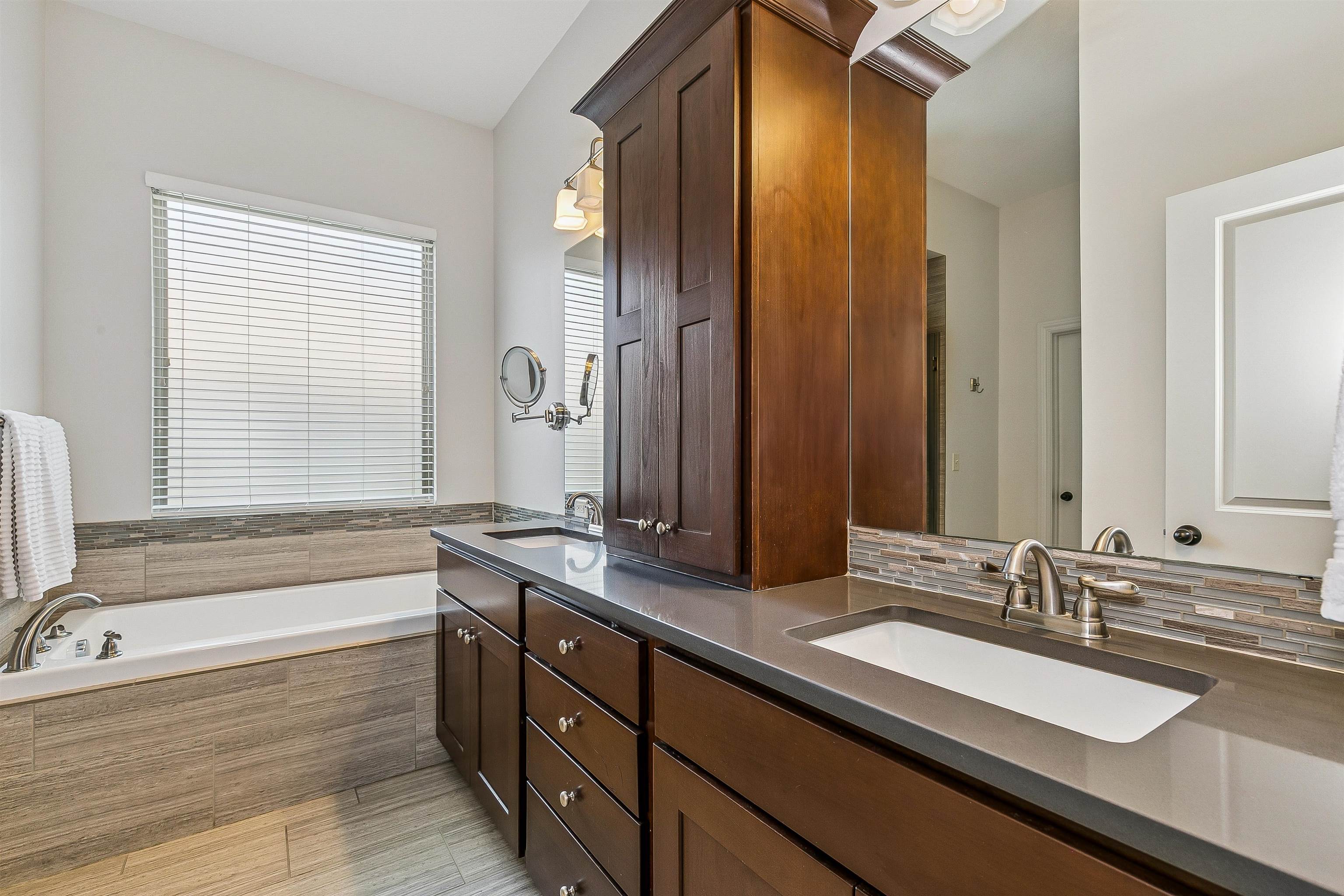 1662 S Logan Pass Andover KS 67002