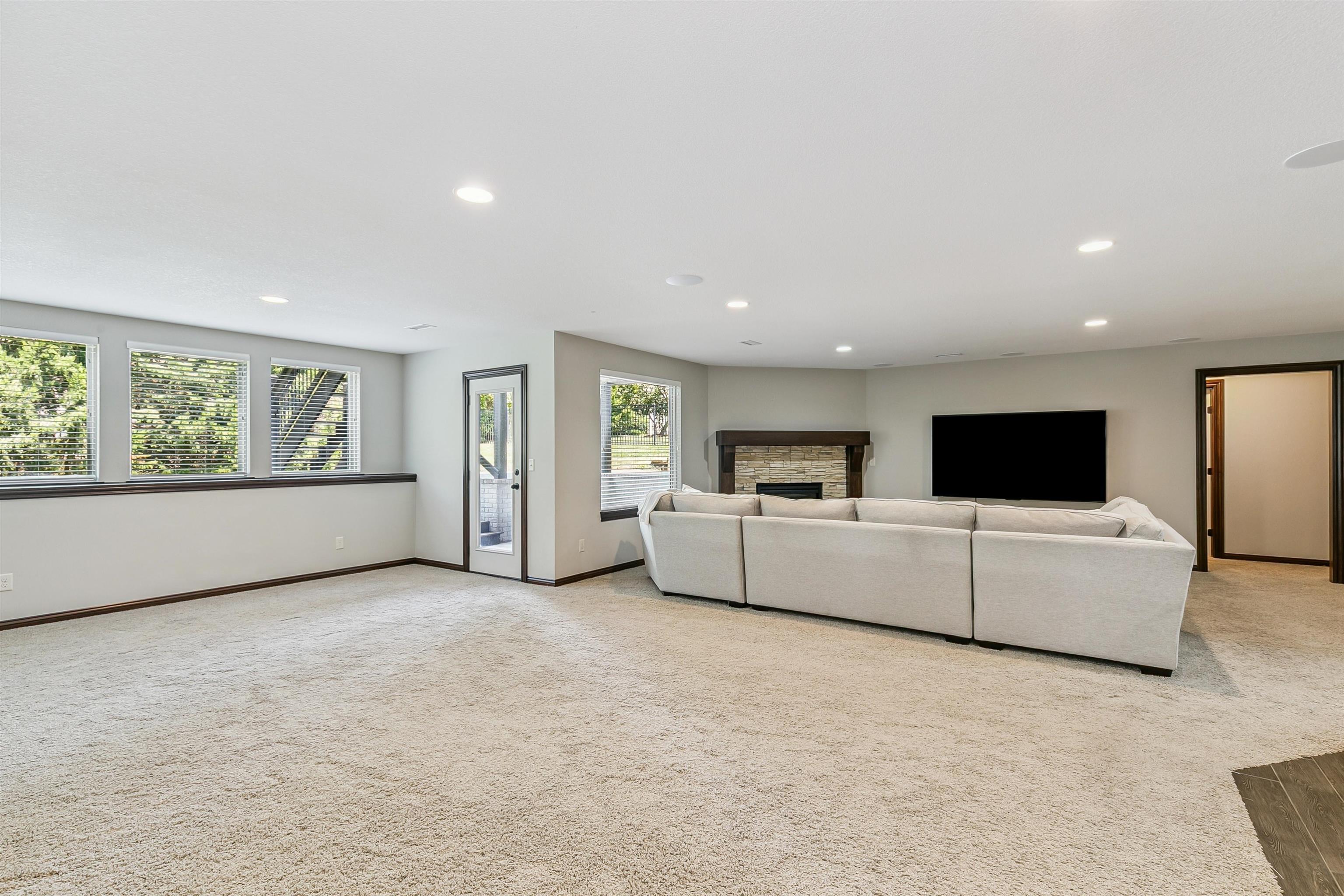 1662 S Logan Pass Andover KS 67002